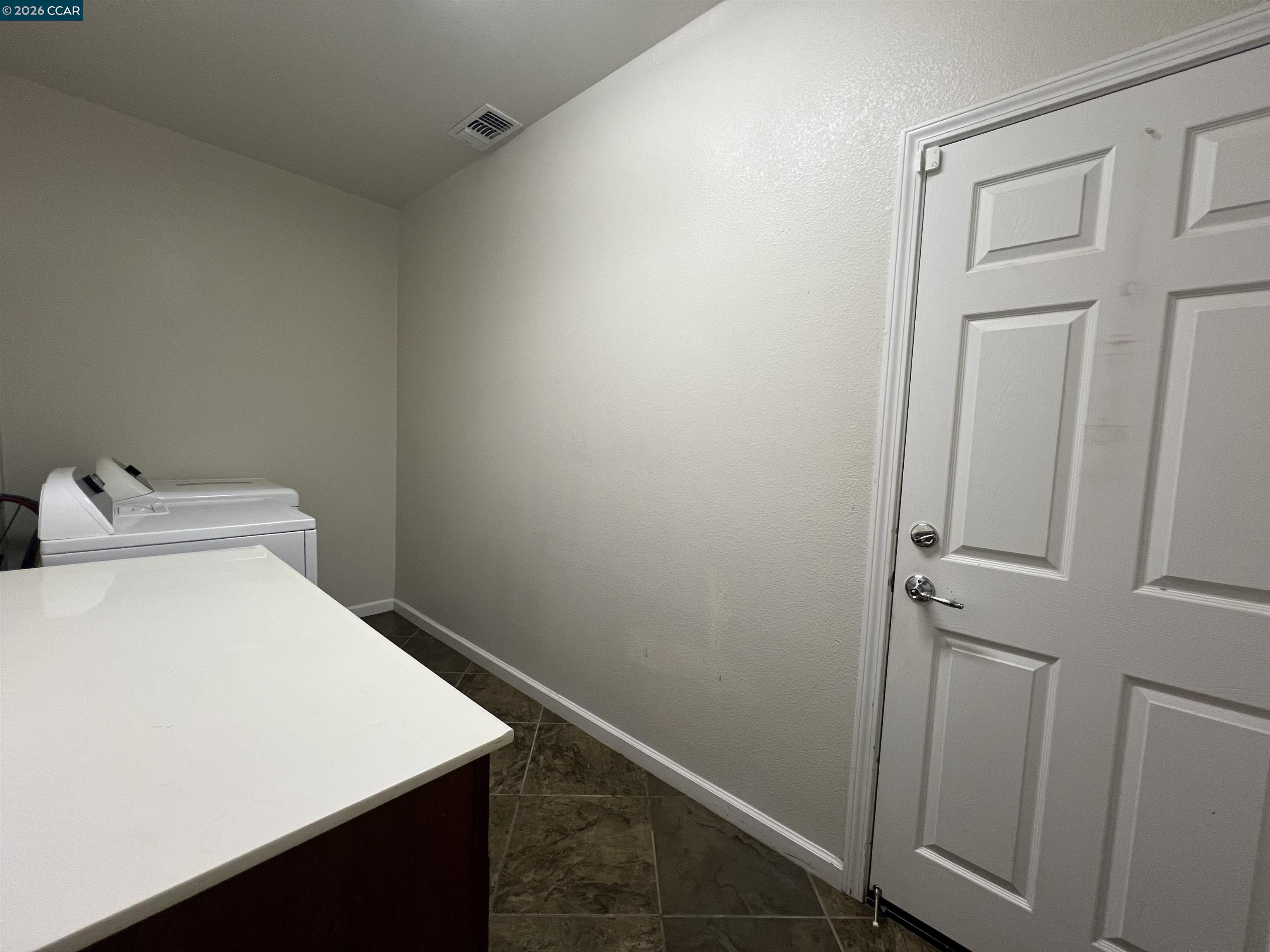 Detail Gallery Image 13 of 19 For 2144 Stansfield, Roseville,  CA 95747 - 5 Beds | 3/1 Baths