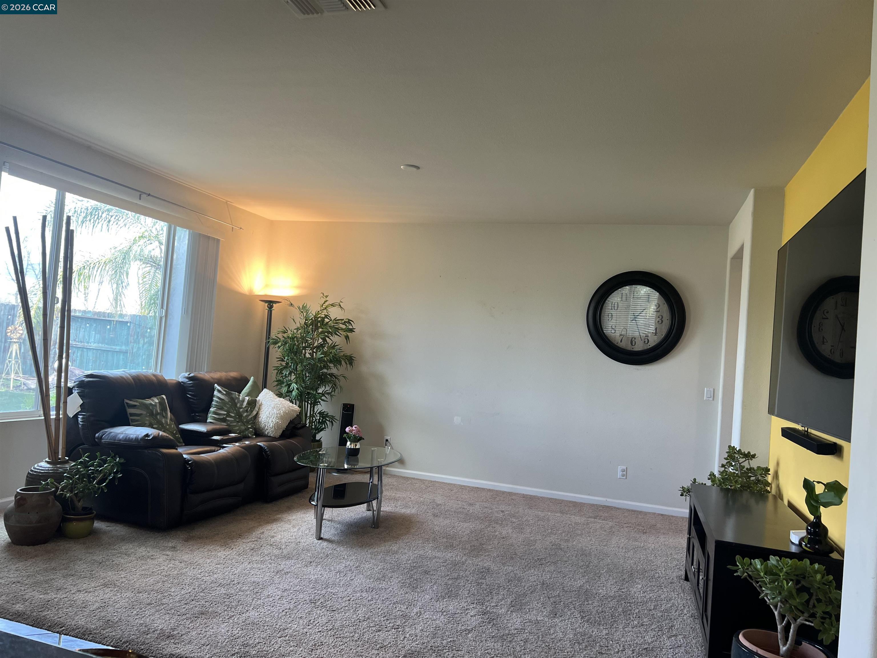 Detail Gallery Image 8 of 19 For 2144 Stansfield, Roseville,  CA 95747 - 5 Beds | 3/1 Baths