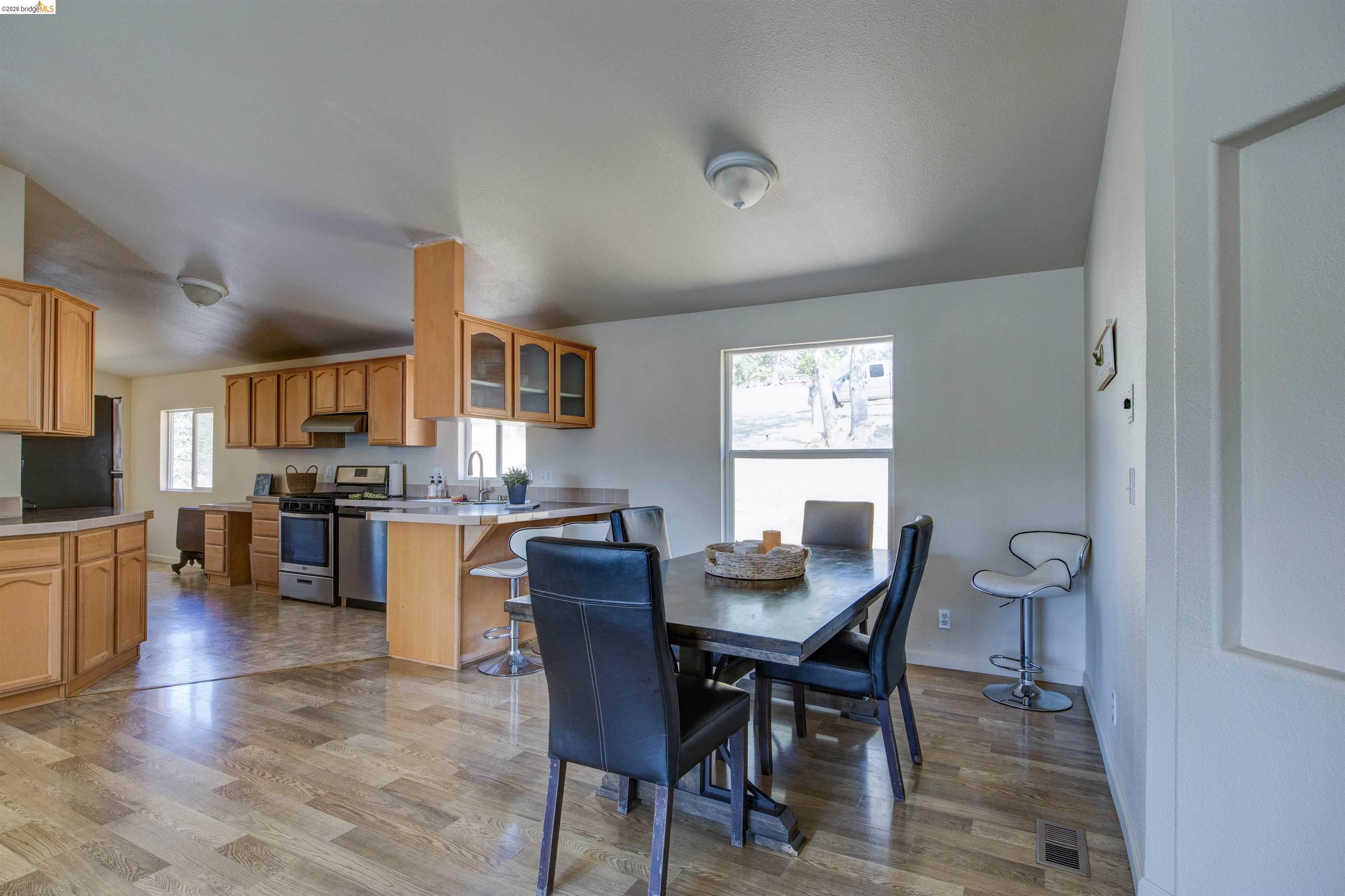 Detail Gallery Image 13 of 39 For 4991 Yuma Ct., Copperopolis,  CA 95228 - 4 Beds | 2 Baths