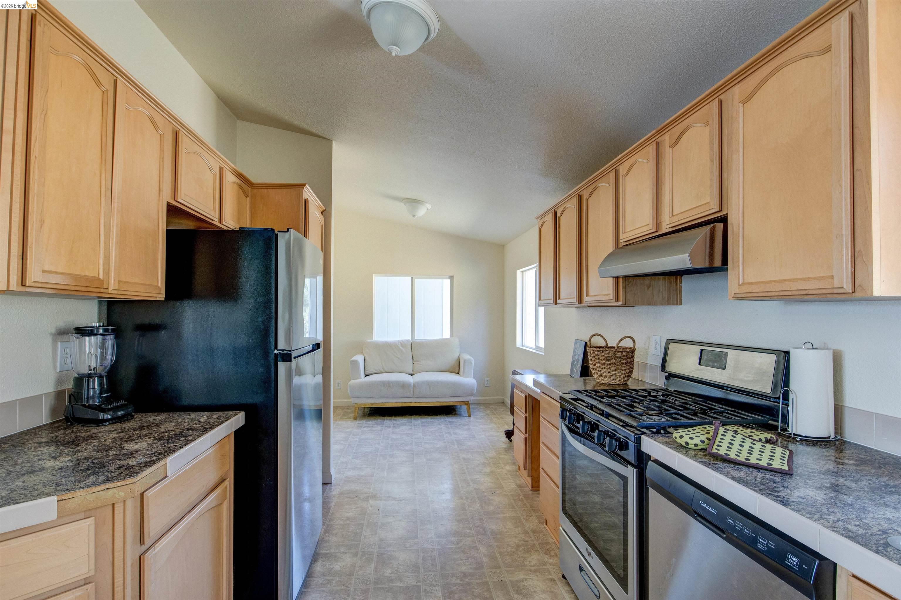 Detail Gallery Image 20 of 39 For 4991 Yuma Ct., Copperopolis,  CA 95228 - 4 Beds | 2 Baths