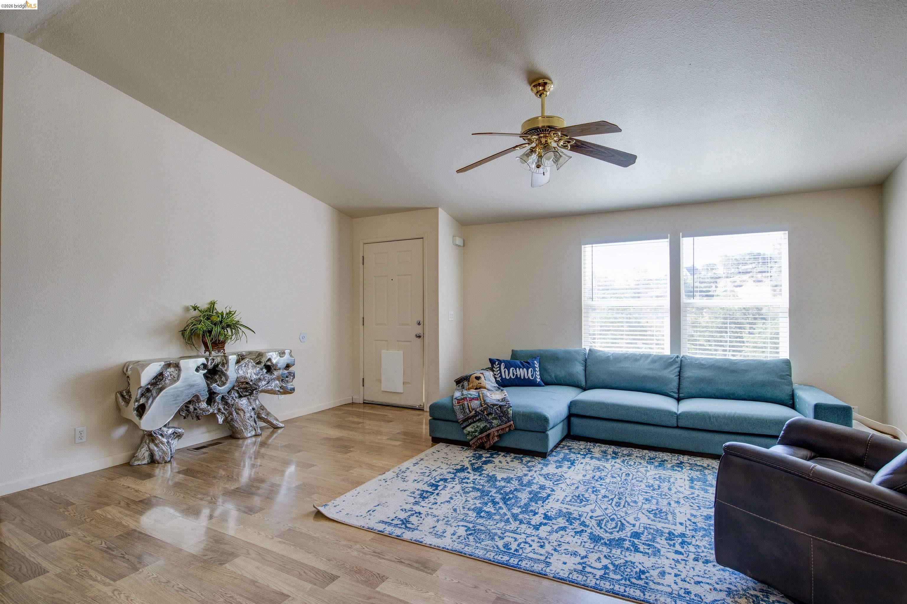 Detail Gallery Image 10 of 39 For 4991 Yuma Ct., Copperopolis,  CA 95228 - 4 Beds | 2 Baths