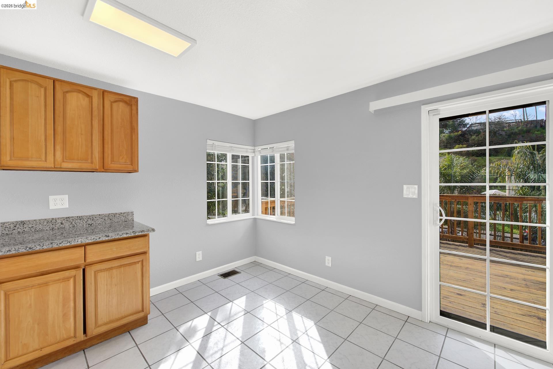 Detail Gallery Image 14 of 42 For 109 Laguna St, Vallejo,  CA 94591 - 4 Beds | 2 Baths
