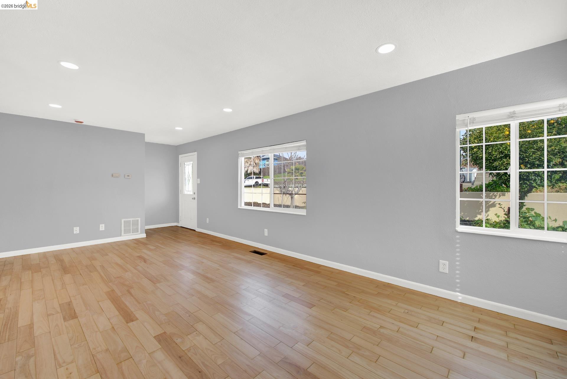 Detail Gallery Image 7 of 42 For 109 Laguna St, Vallejo,  CA 94591 - 4 Beds | 2 Baths