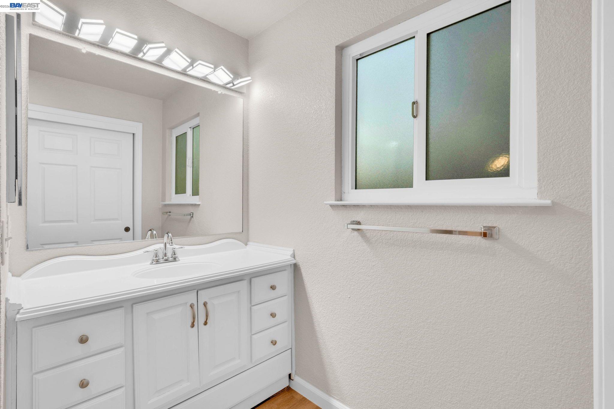 Detail Gallery Image 17 of 33 For 1820 S Willow Creek Drive, Tracy,  CA 95376-918 - 3 Beds | 2 Baths