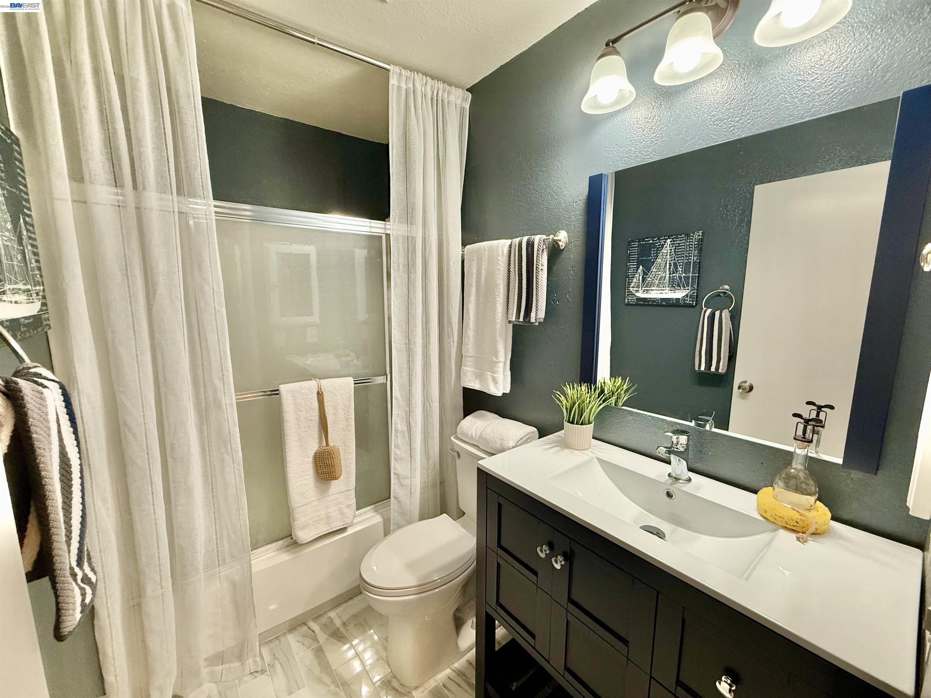 Detail Gallery Image 35 of 59 For 797 Coral Ridge Cir, Rodeo,  CA 94572 - 4 Beds | 2 Baths