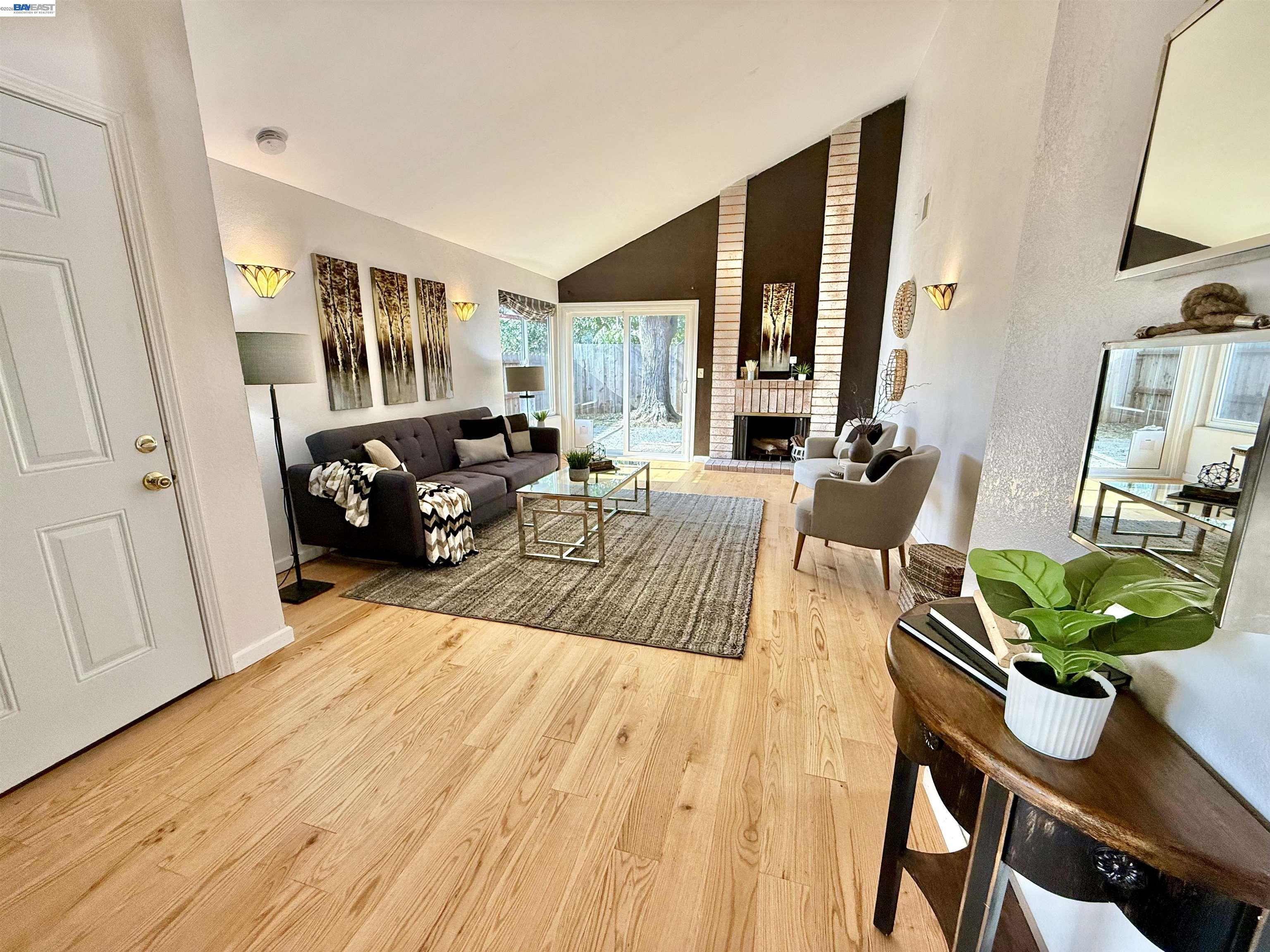 Detail Gallery Image 6 of 59 For 797 Coral Ridge Cir, Rodeo,  CA 94572 - 4 Beds | 2 Baths