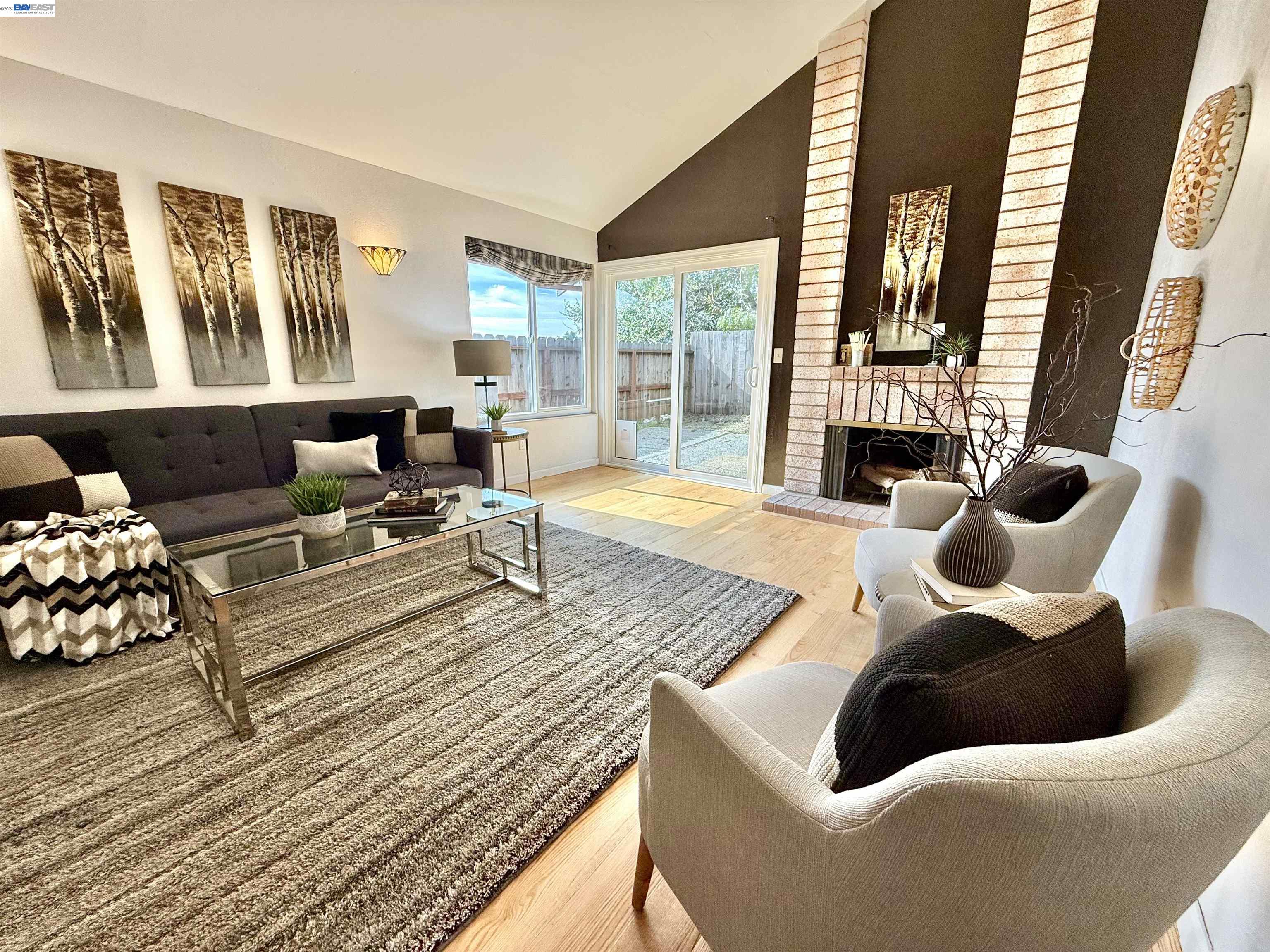 Detail Gallery Image 8 of 59 For 797 Coral Ridge Cir, Rodeo,  CA 94572 - 4 Beds | 2 Baths