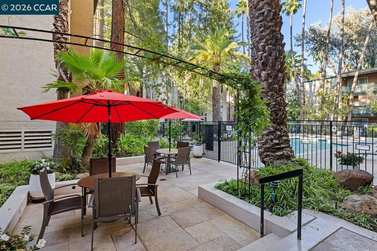 Detail Gallery Image 13 of 22 For 1246 Walker Ave #206,  Walnut Creek,  CA 94596 - 1 Beds | 1 Baths