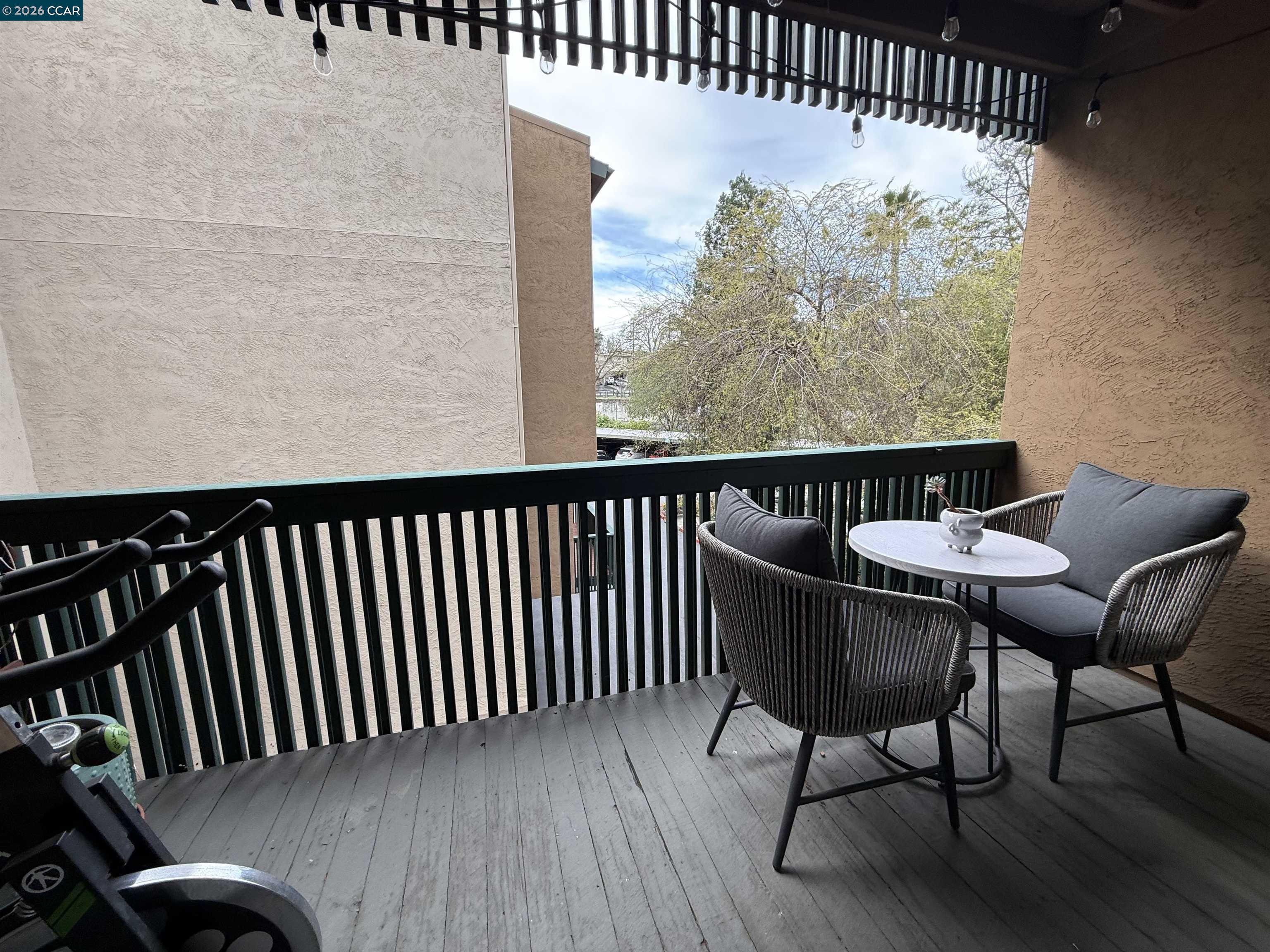 Detail Gallery Image 8 of 22 For 1246 Walker Ave #206,  Walnut Creek,  CA 94596 - 1 Beds | 1 Baths