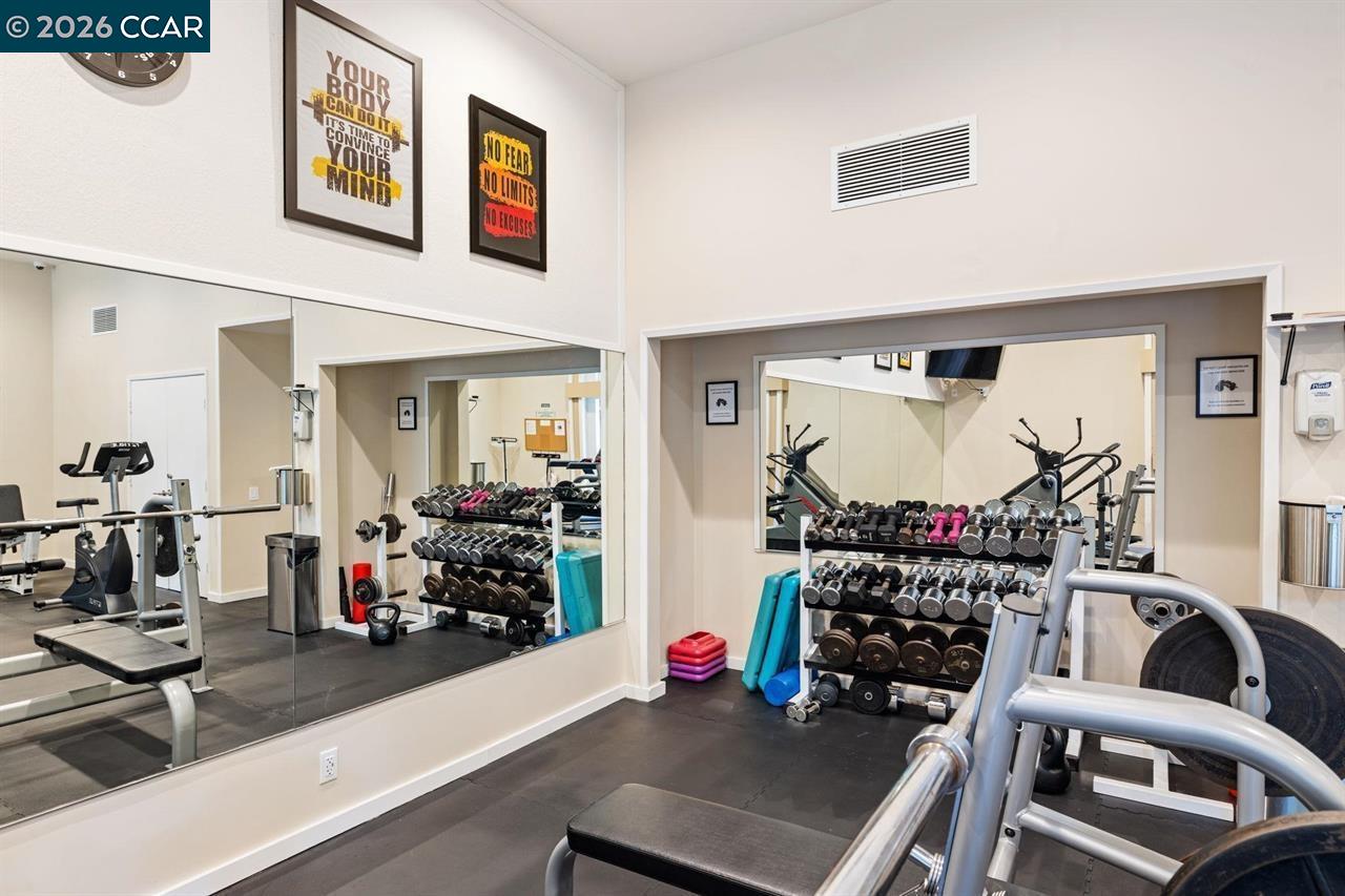 Detail Gallery Image 10 of 22 For 1246 Walker Ave #206,  Walnut Creek,  CA 94596 - 1 Beds | 1 Baths