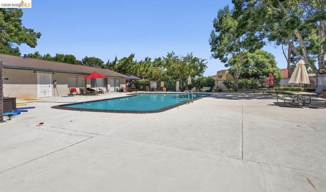 Photo #14: 41124769 Listing: Photo #14