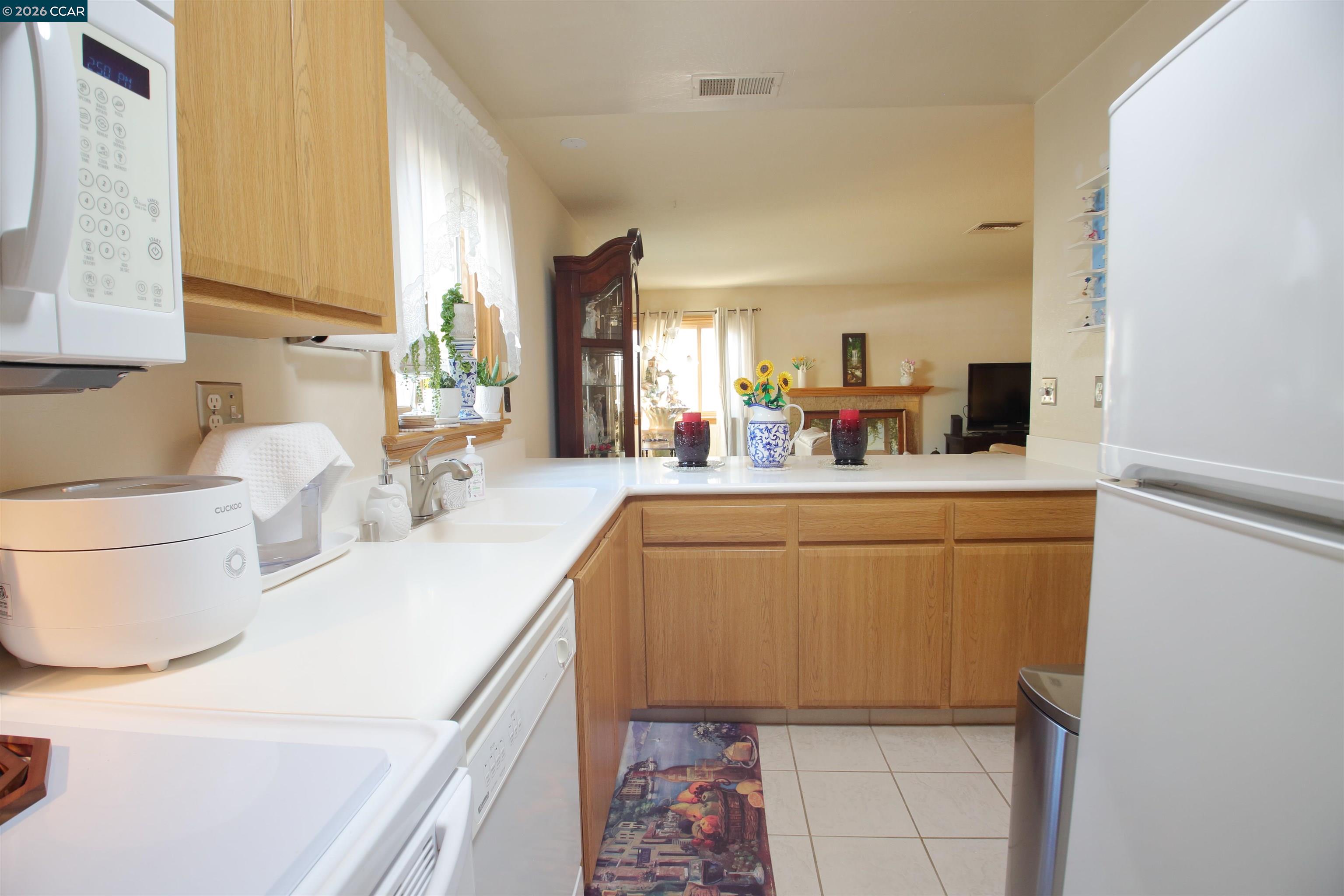 Detail Gallery Image 6 of 30 For 3901 Clayton Rd #25,  Concord,  CA 94521 - 2 Beds | 1/1 Baths