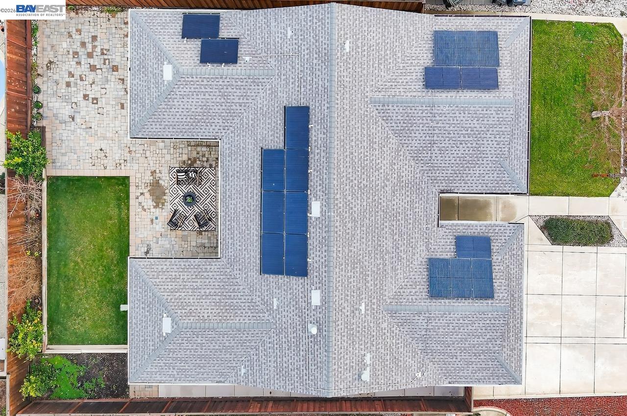 Detail Gallery Image 3 of 40 For 575 Bell Ave, Livermore,  CA 94550 - 4 Beds | 2 Baths