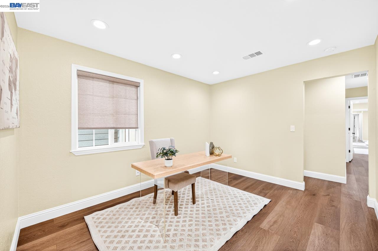 Detail Gallery Image 23 of 40 For 575 Bell Ave, Livermore,  CA 94550 - 4 Beds | 2 Baths