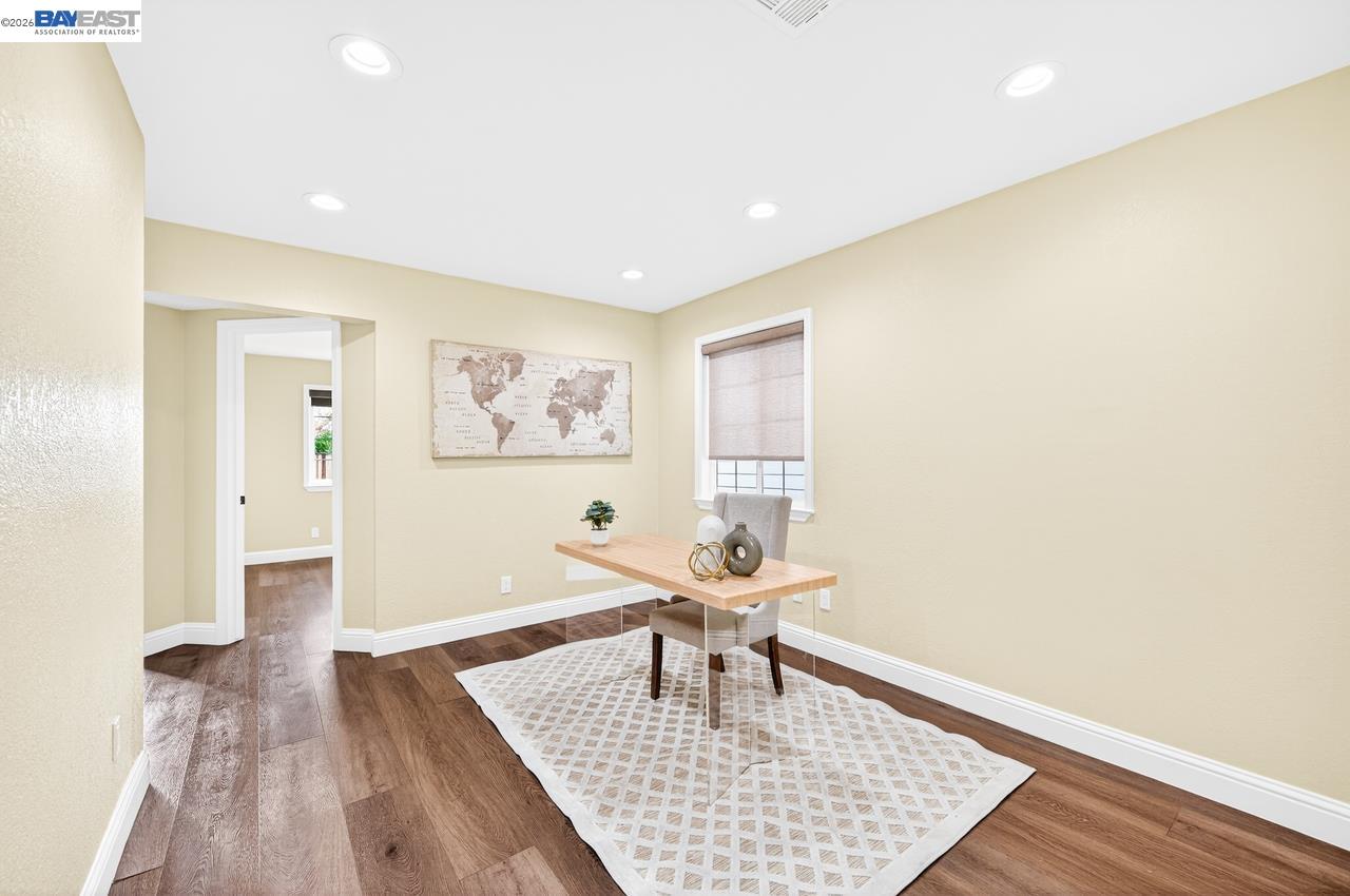 Detail Gallery Image 25 of 40 For 575 Bell Ave, Livermore,  CA 94550 - 4 Beds | 2 Baths