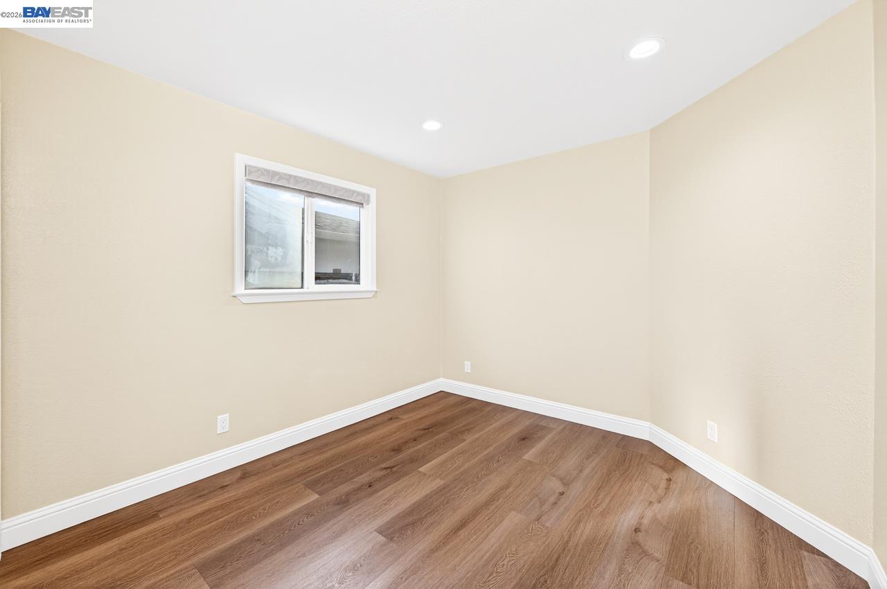 Detail Gallery Image 32 of 40 For 575 Bell Ave, Livermore,  CA 94550 - 4 Beds | 2 Baths