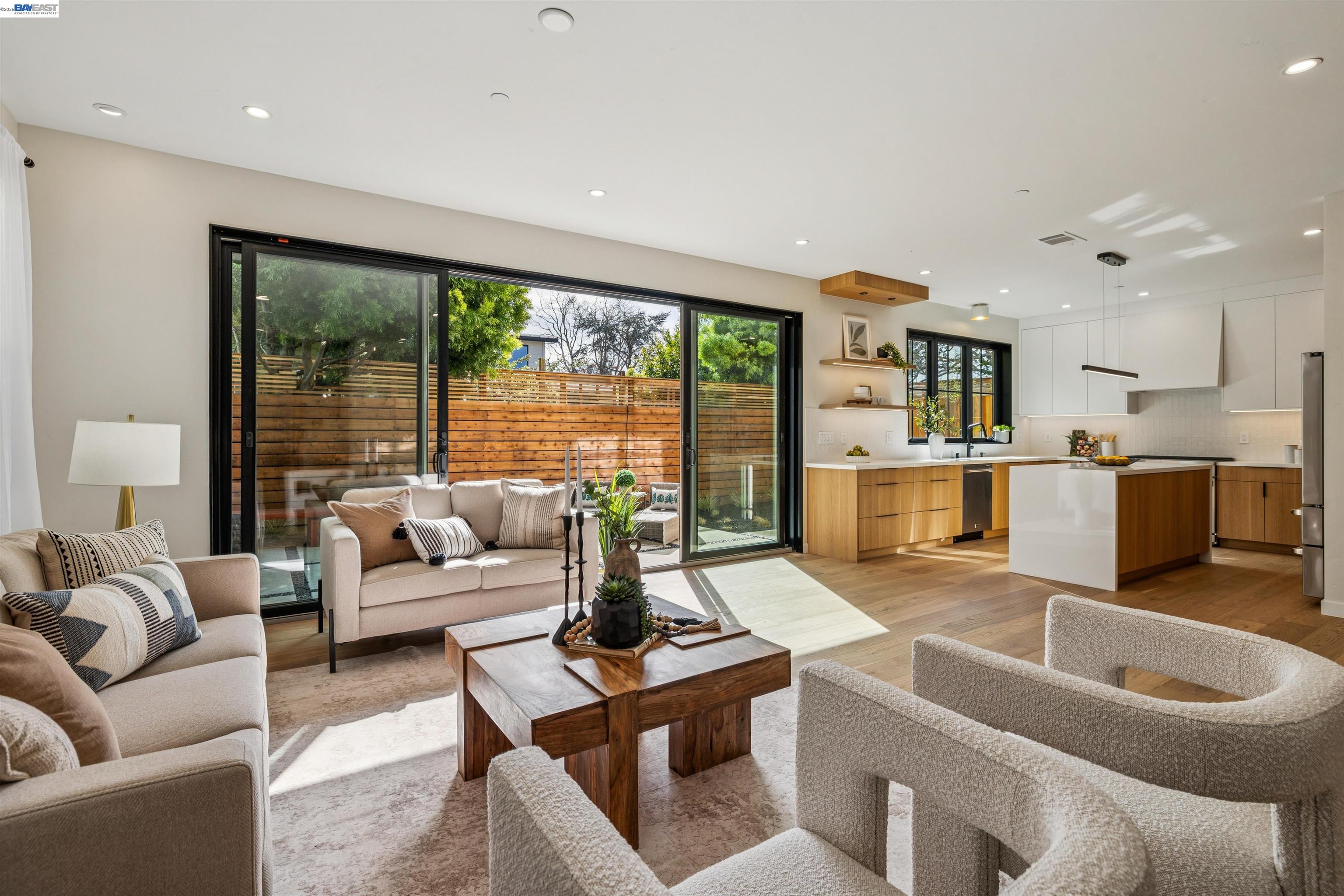 Detail Gallery Image 2 of 60 For 1142 Dwight Way, Berkeley,  CA 94702 - 4 Beds | 3 Baths