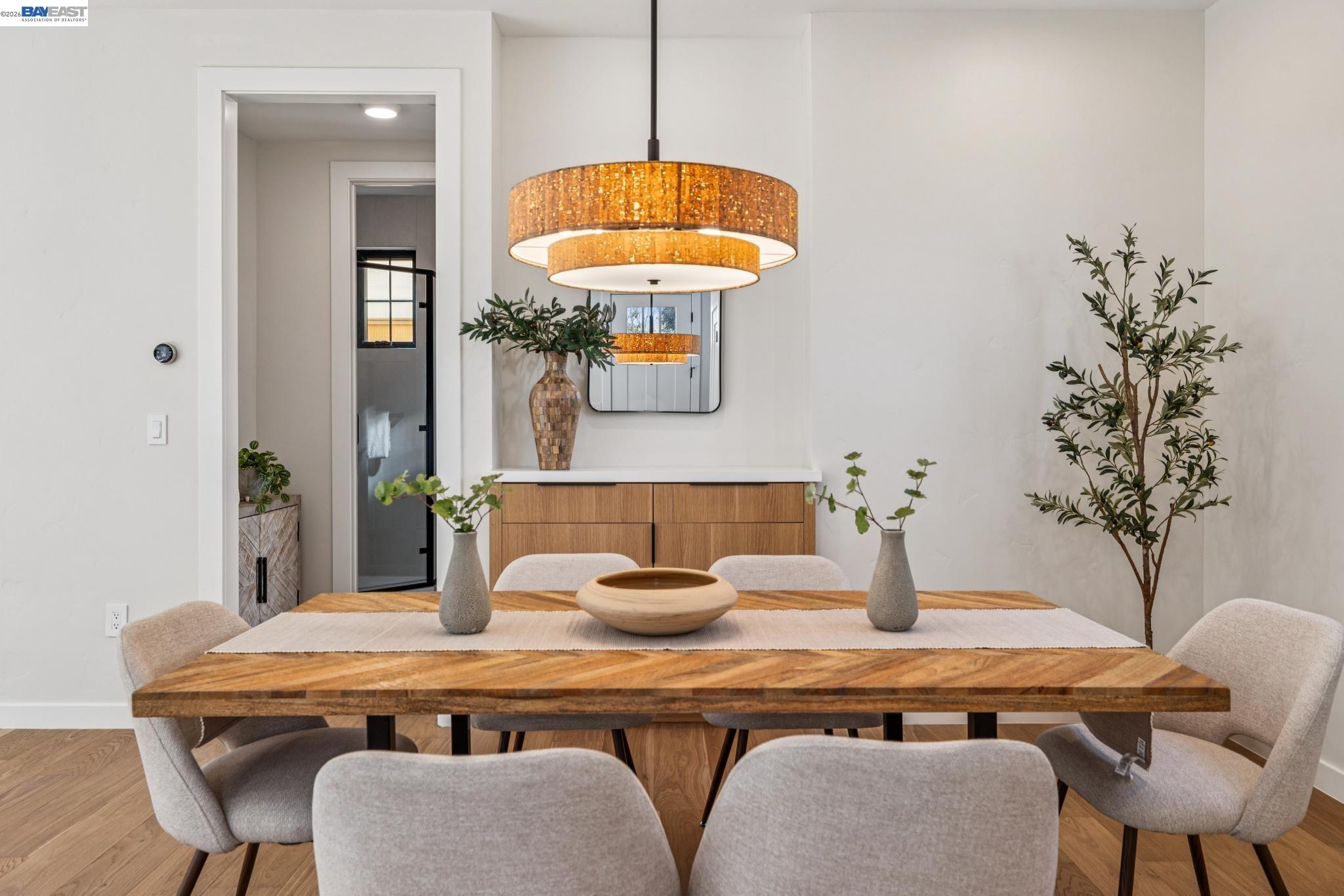 Detail Gallery Image 17 of 60 For 1142 Dwight Way, Berkeley,  CA 94702 - 4 Beds | 3 Baths