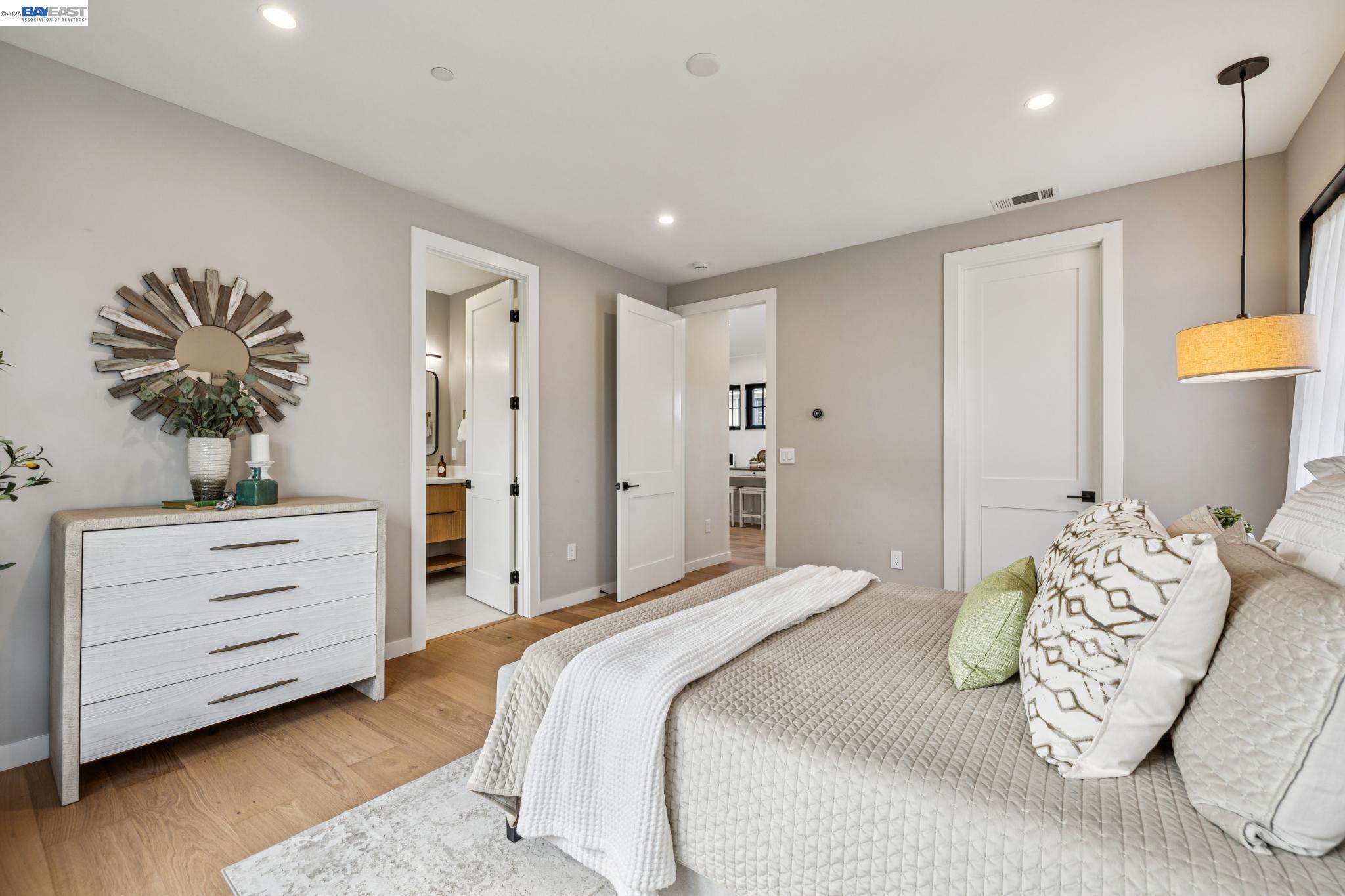 Detail Gallery Image 47 of 60 For 1142 Dwight Way, Berkeley,  CA 94702 - 4 Beds | 3 Baths