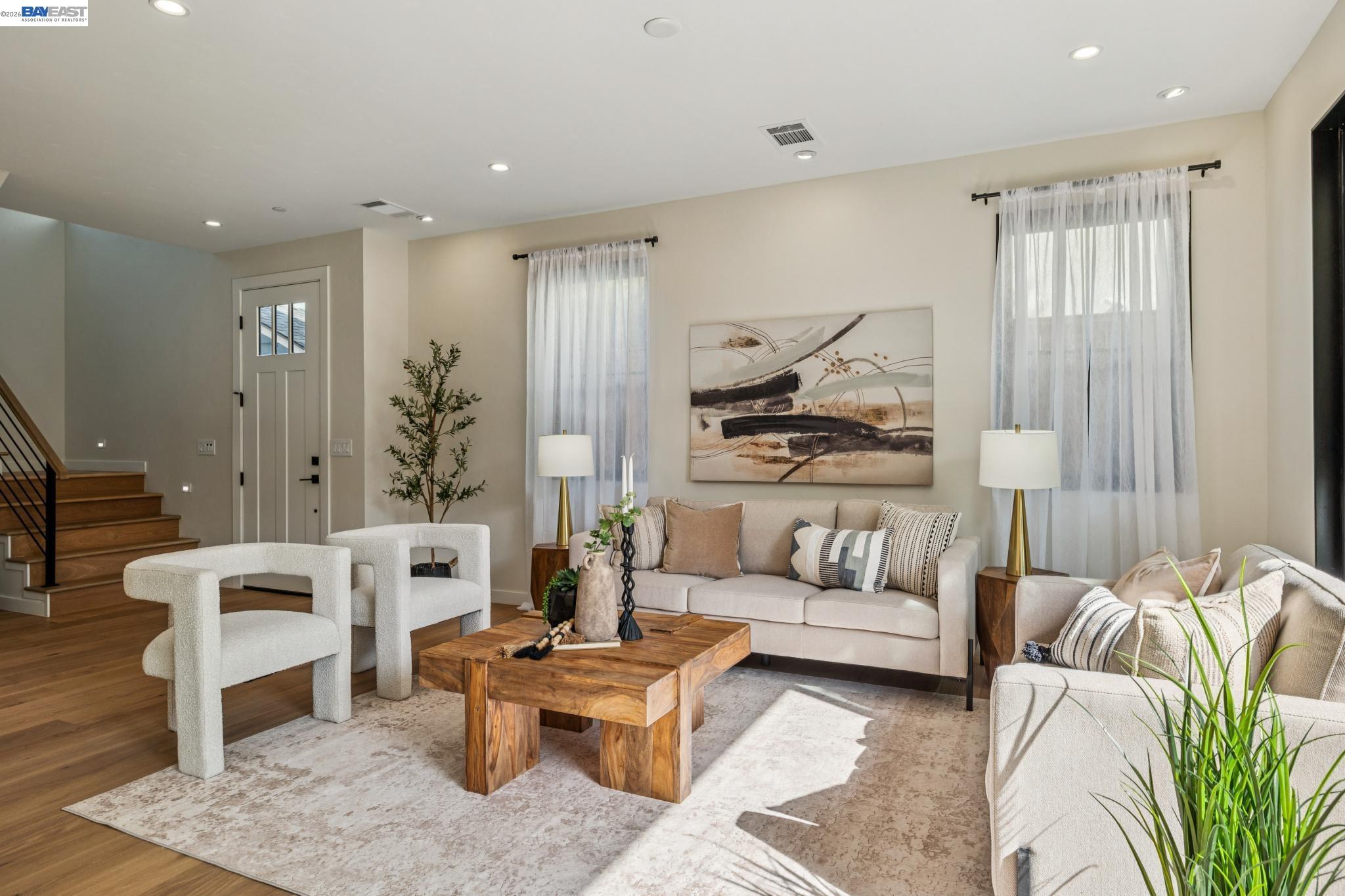 Detail Gallery Image 6 of 60 For 1142 Dwight Way, Berkeley,  CA 94702 - 4 Beds | 3 Baths