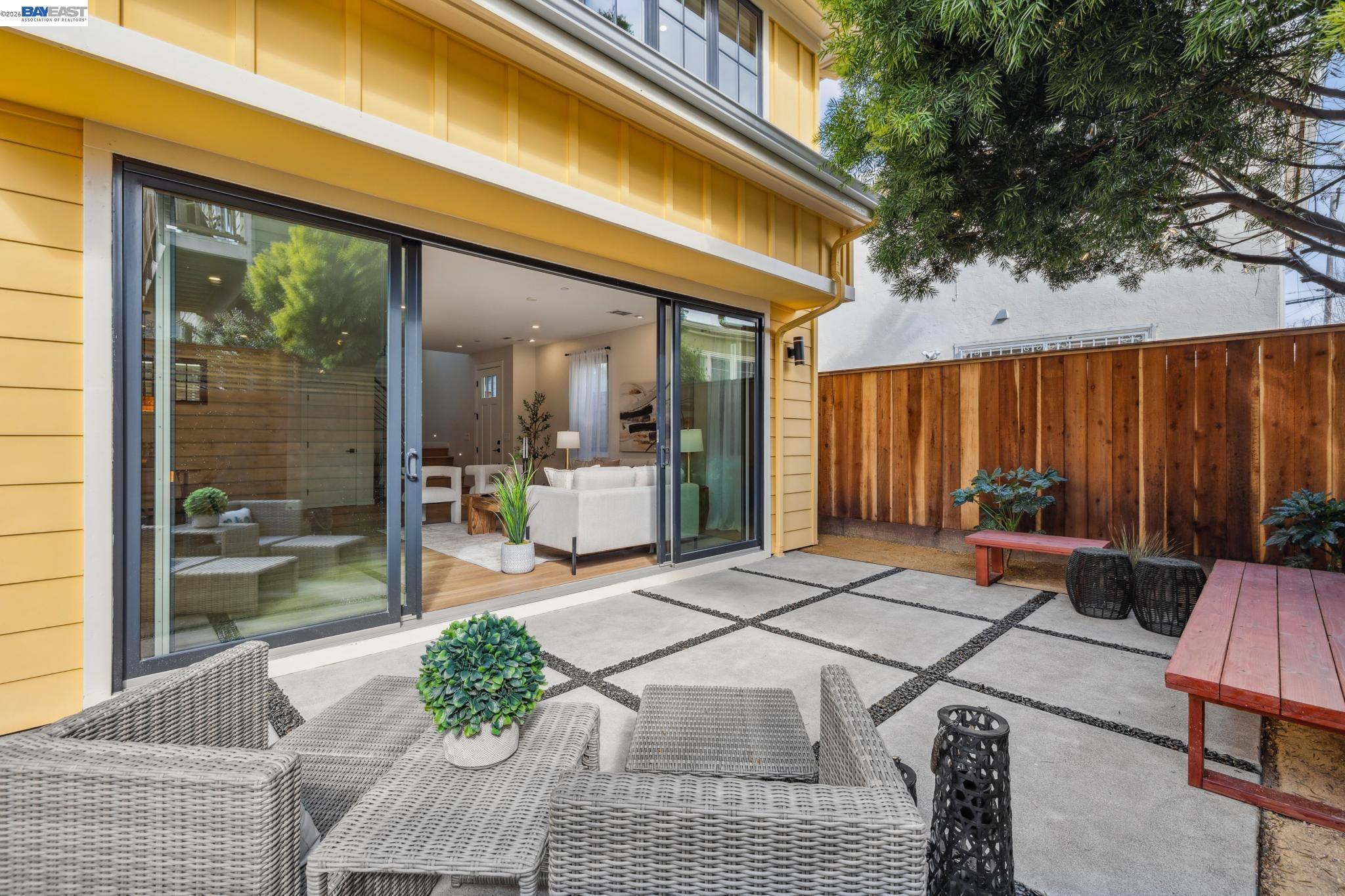 Detail Gallery Image 56 of 60 For 1142 Dwight Way, Berkeley,  CA 94702 - 4 Beds | 3 Baths