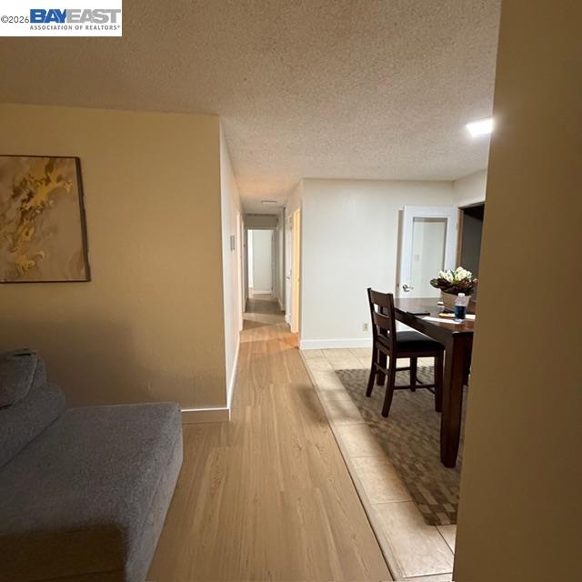 Detail Gallery Image 8 of 14 For 2280 Brentwood Ct, East Palo Alto,  CA 94303 - 4 Beds | 2 Baths