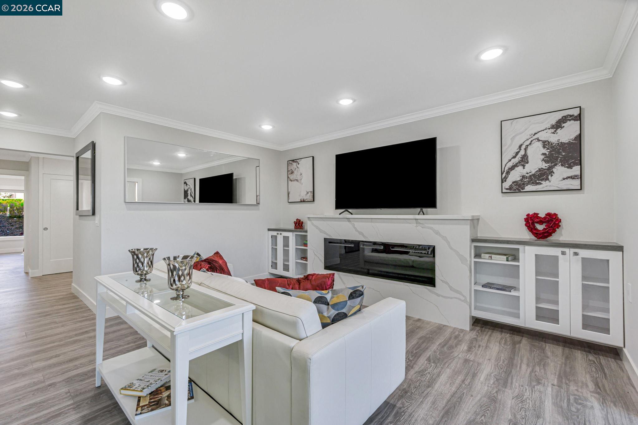 Photo #4: 41124779 Listing: Photo #4