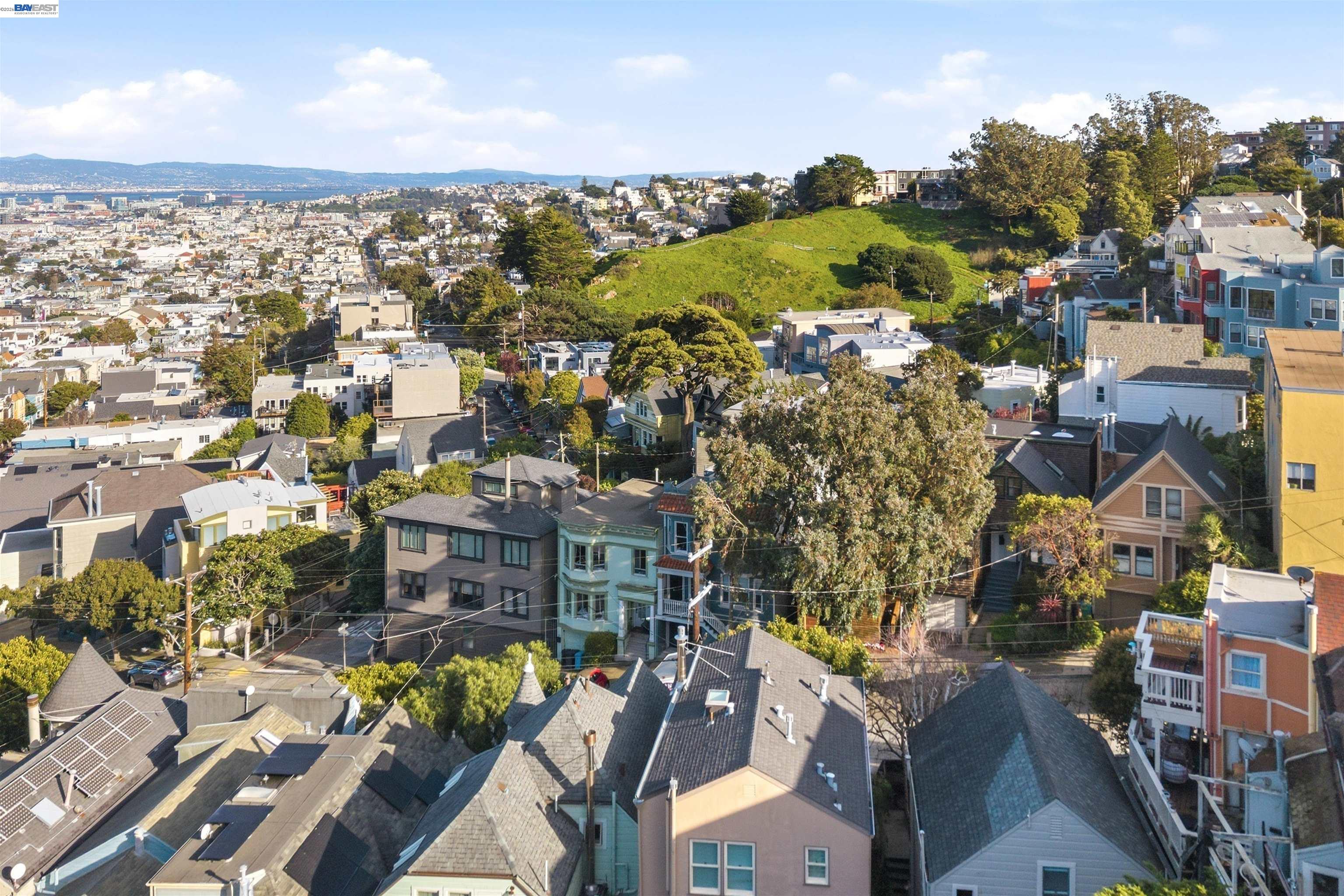 Detail Gallery Image 6 of 51 For 321 Caselli Ave, San Francisco,  CA 94114 - – Beds | – Baths