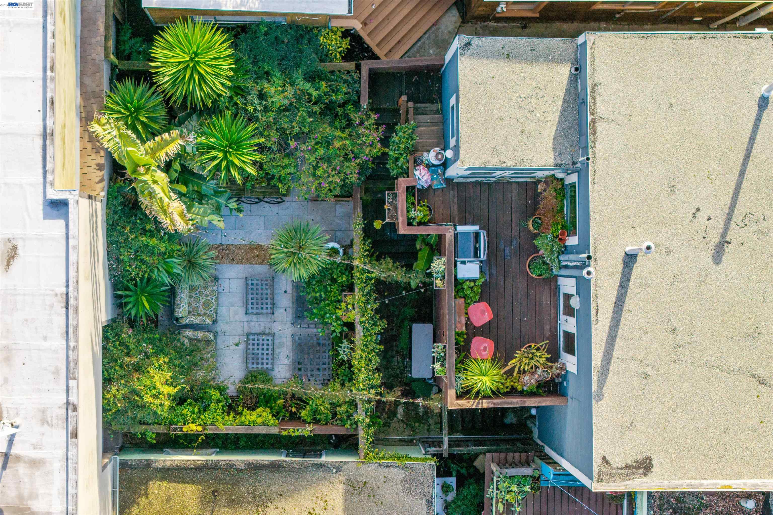 Detail Gallery Image 8 of 51 For 321 Caselli Ave, San Francisco,  CA 94114 - – Beds | – Baths