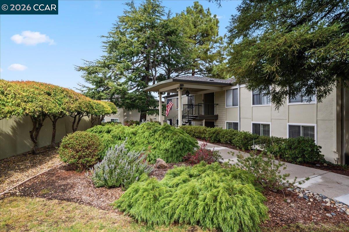 Photo #2: 41124782 Listing: Photo #2