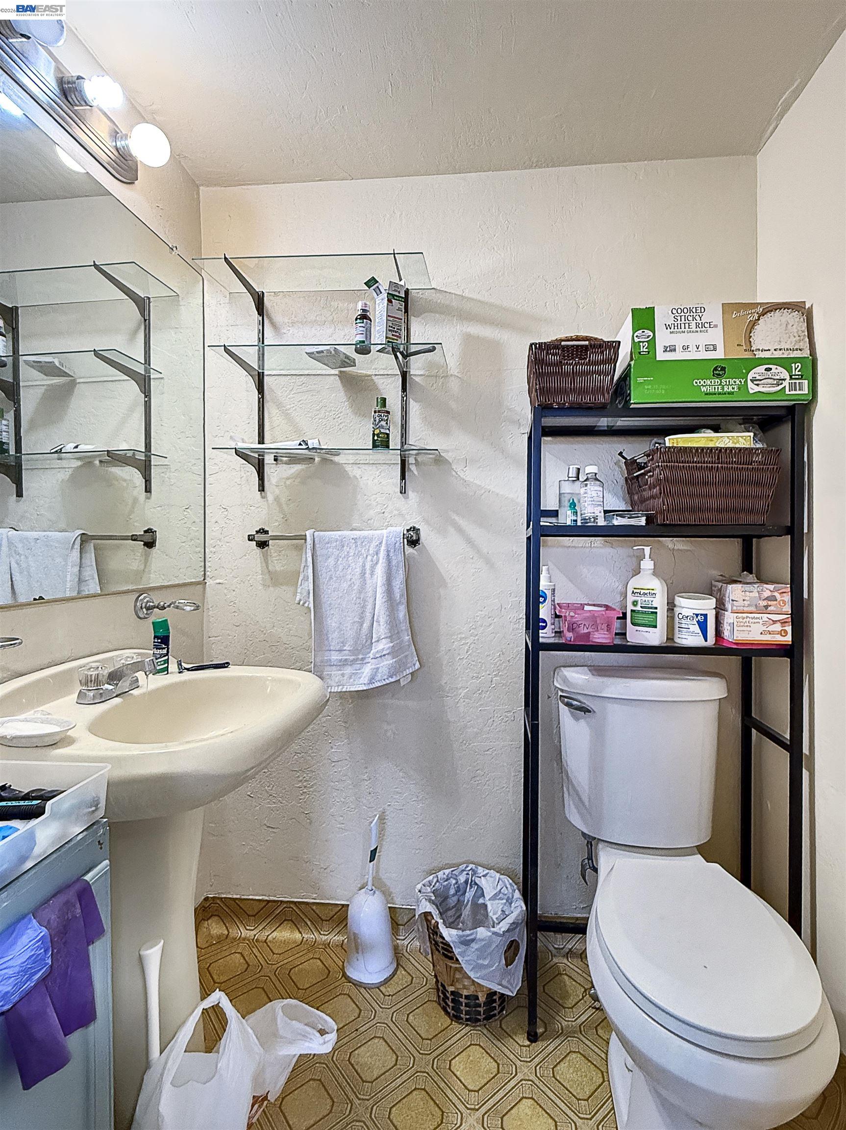 Detail Gallery Image 20 of 32 For 434 Mastick Ave, San Bruno,  CA 94066 - 2 Beds | 2 Baths