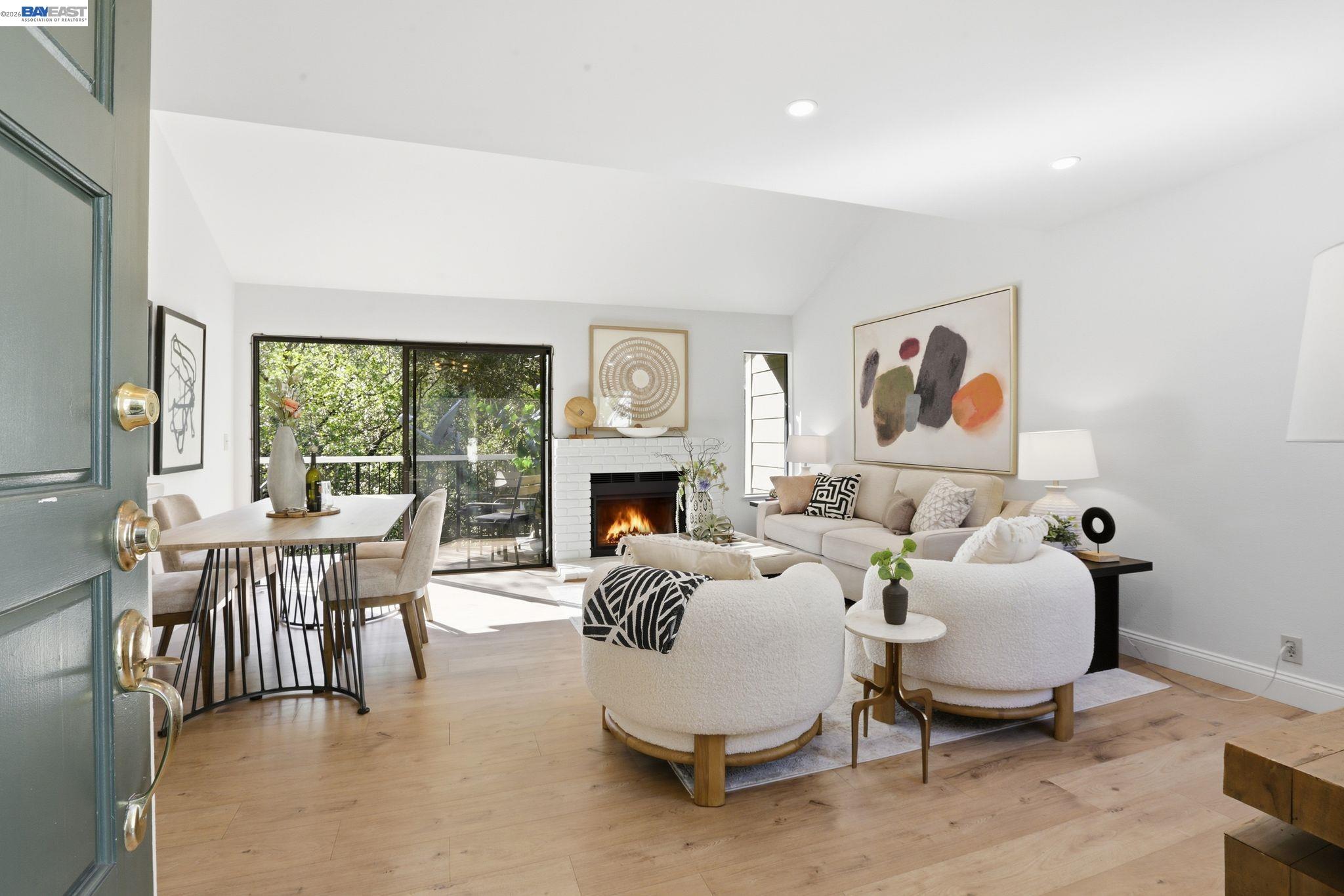 Photo #3: 41124784 Listing: Photo #3