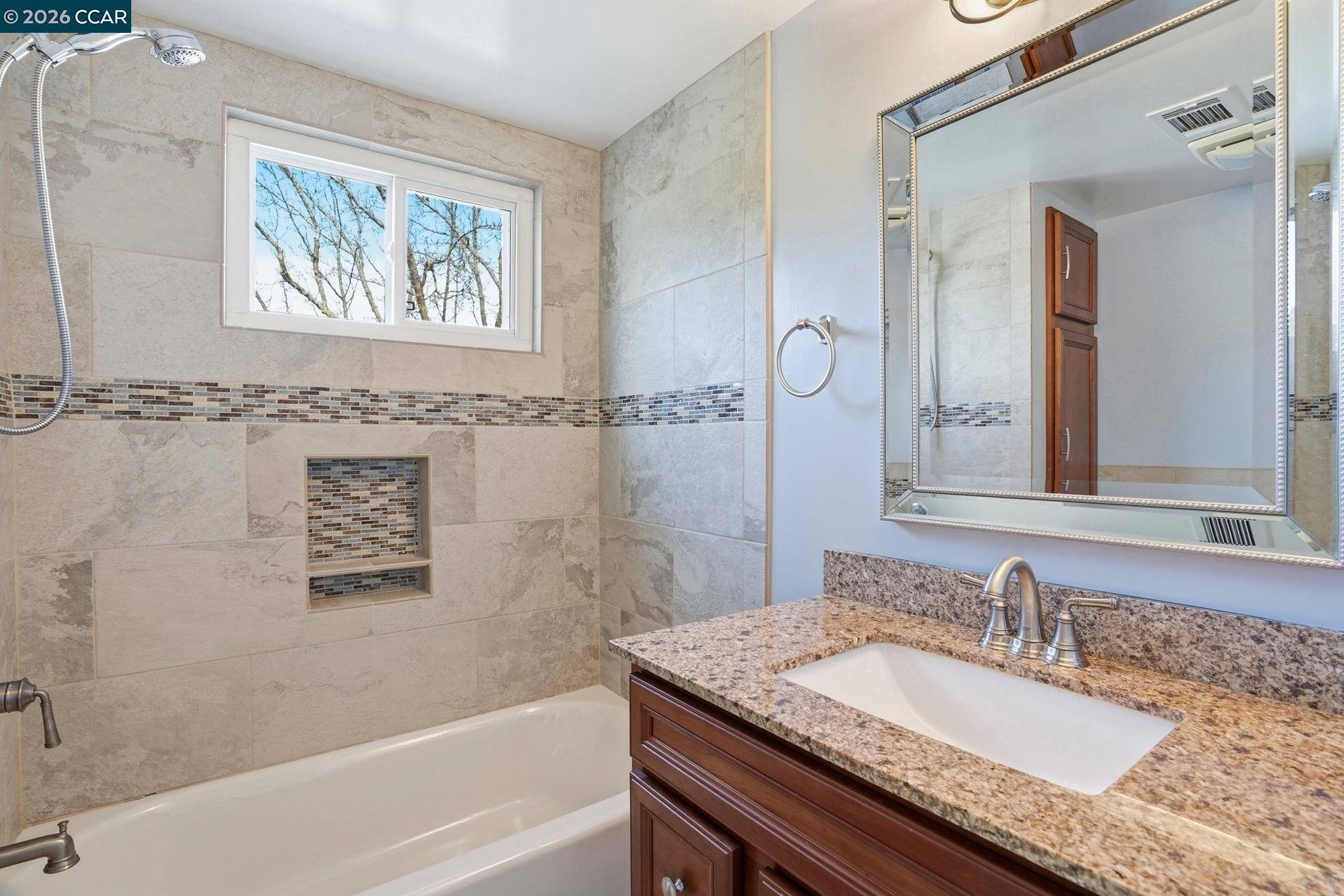 Photo #24: 41124786 Listing: Photo #24