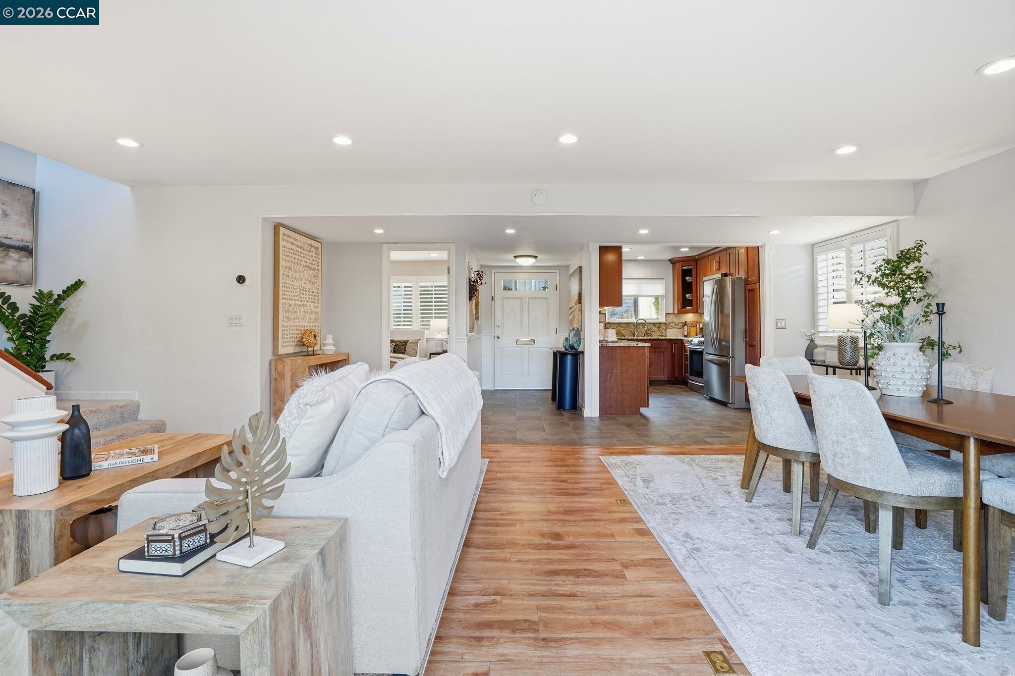 Photo #5: 41124786 Listing: Photo #5