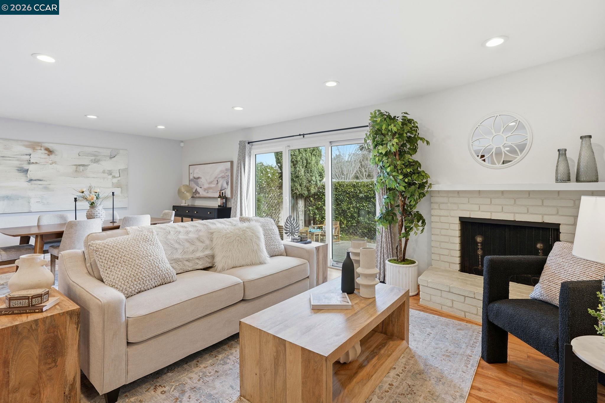 Photo #7: 41124786 Listing: Photo #7