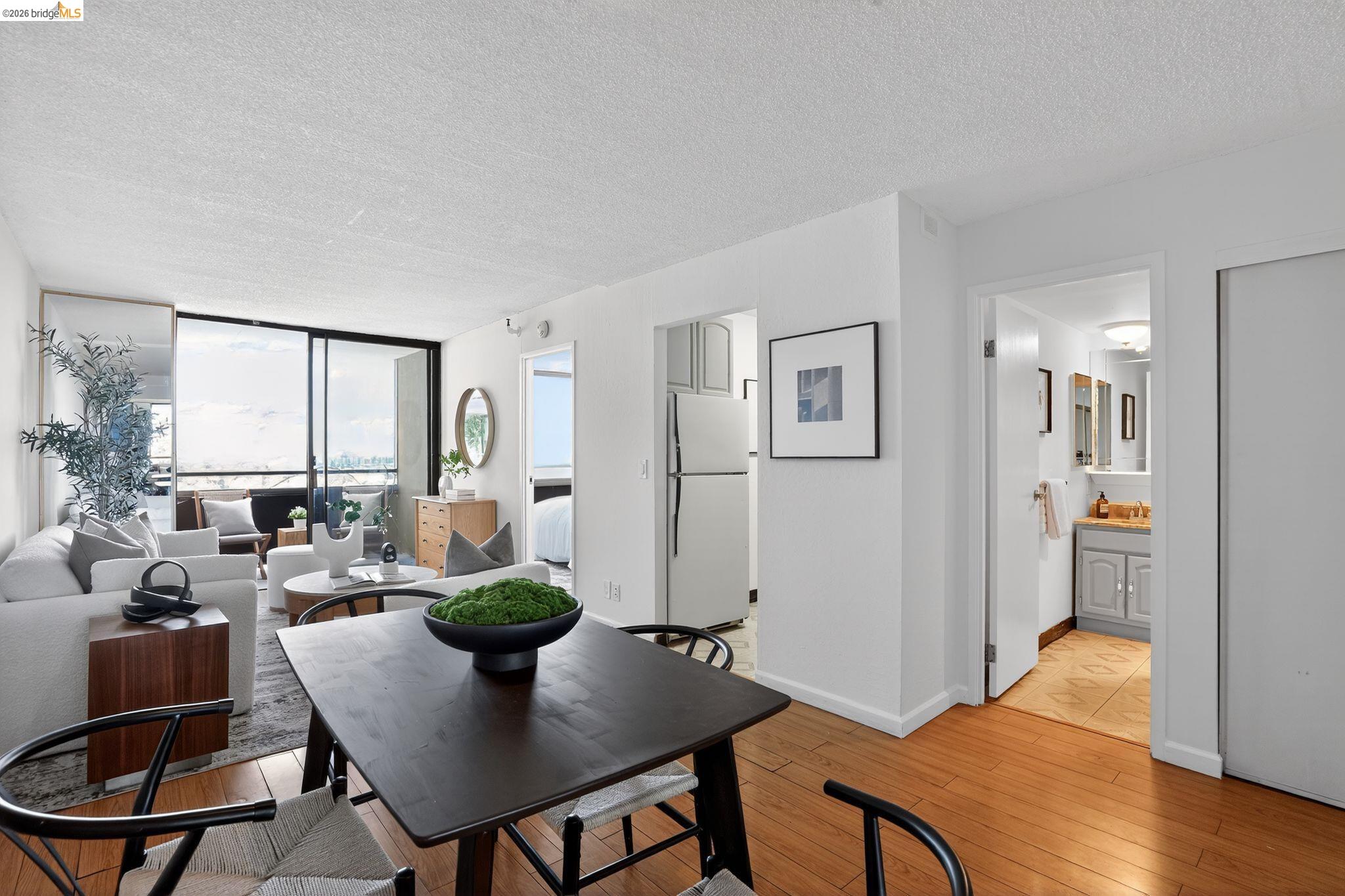 Photo #8: 41124789 Listing: Photo #8