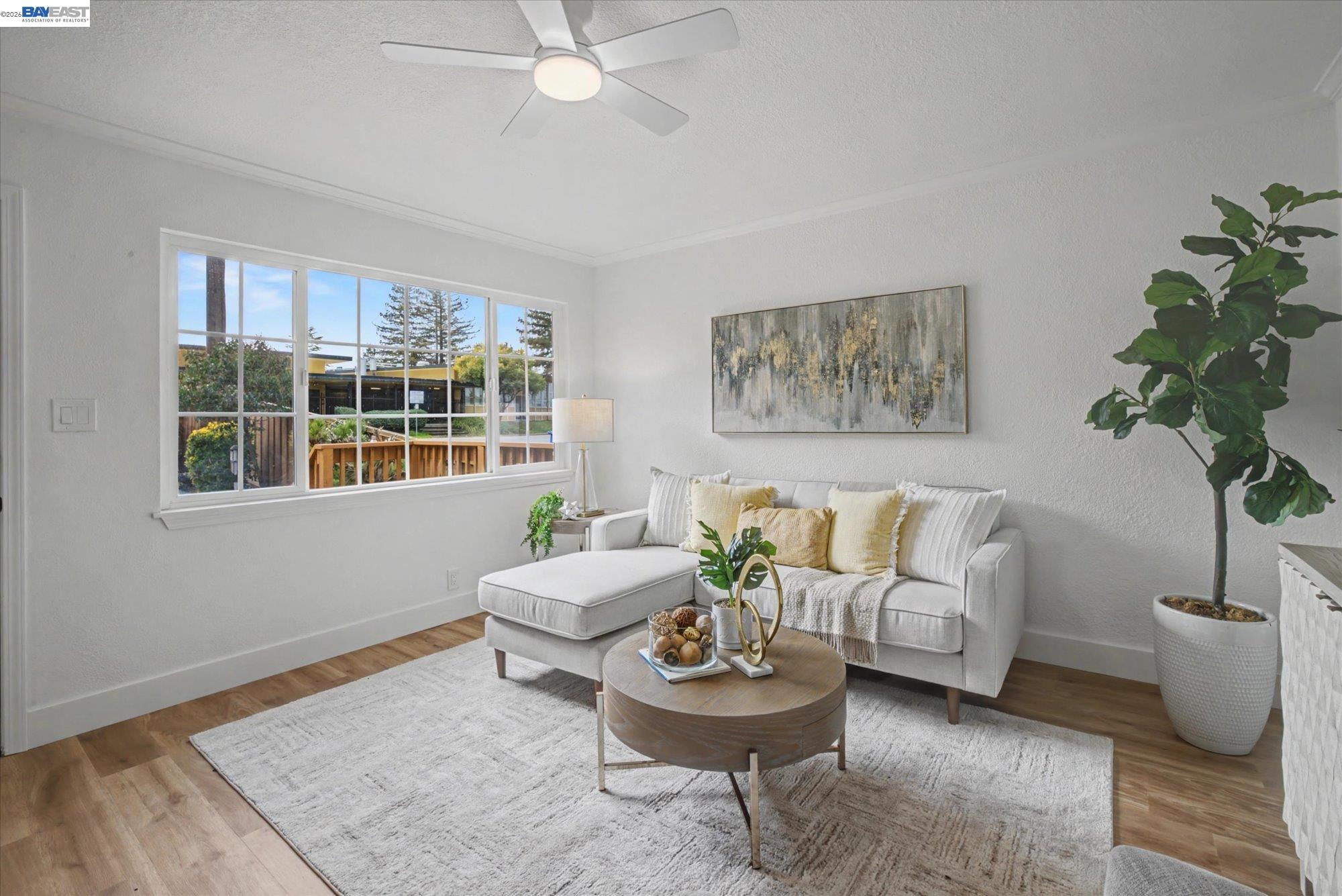 Detail Gallery Image 6 of 29 For 1696 East Ave, Hayward,  CA 94541 - 2 Beds | 1 Baths