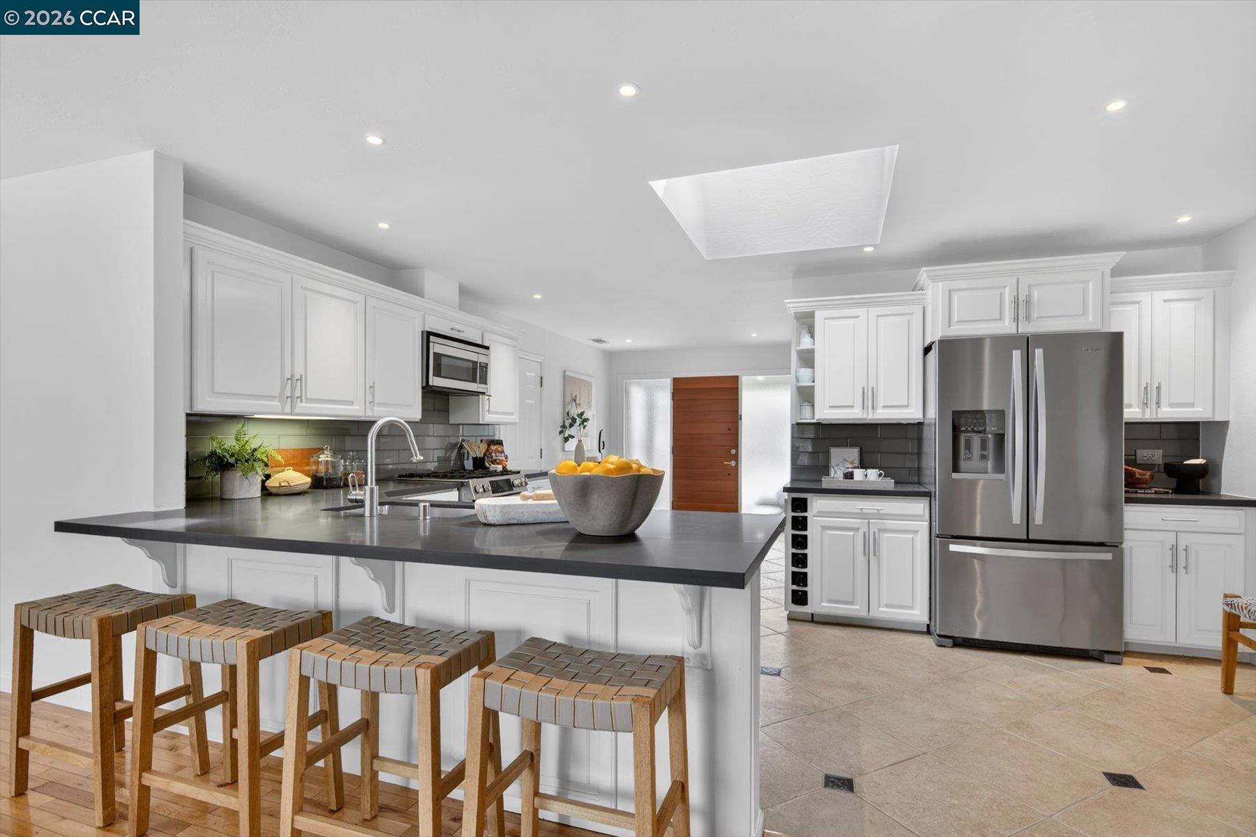 Detail Gallery Image 12 of 42 For 1536 Alamo Way, Alamo,  CA 94507 - 5 Beds | 2 Baths