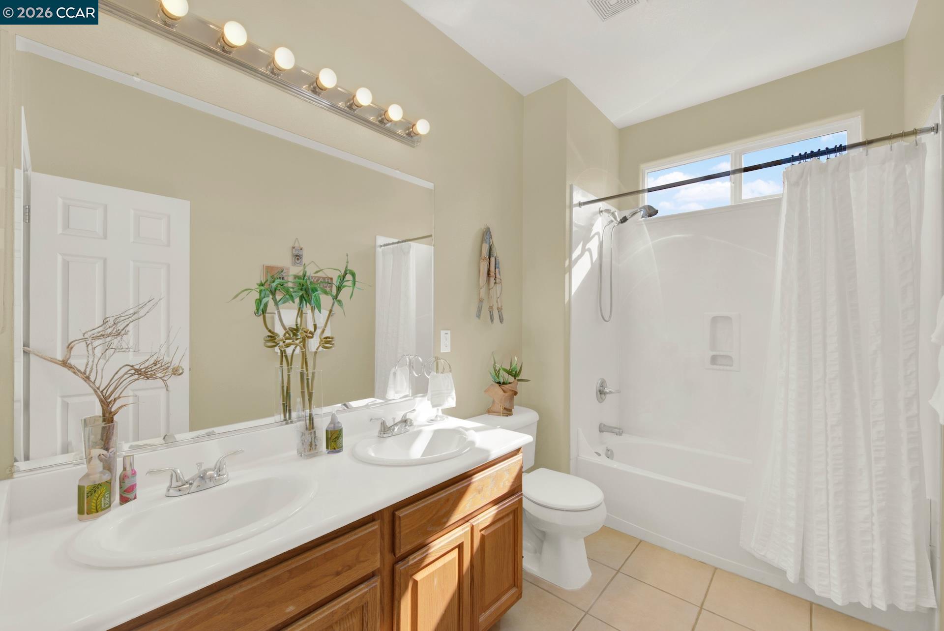 Detail Gallery Image 39 of 59 For 2701 Serene Ct, Brentwood,  CA 94513 - 3 Beds | 2/1 Baths