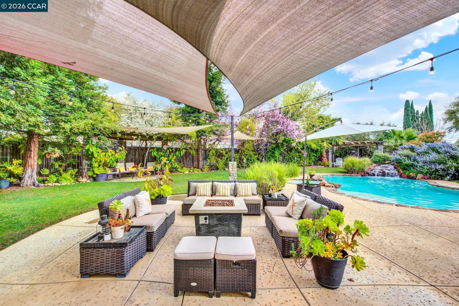 Detail Gallery Image 49 of 59 For 2701 Serene Ct, Brentwood,  CA 94513 - 3 Beds | 2/1 Baths