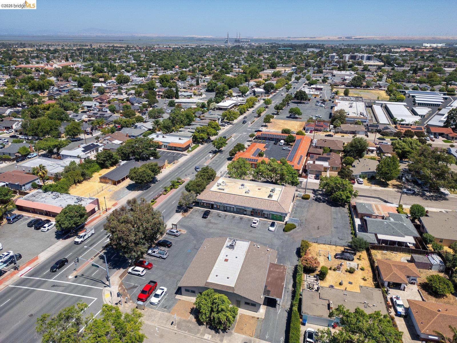 Detail Gallery Image 18 of 32 For 4015 Railroad Ave, Pittsburg,  CA 94565 - – Beds | – Baths