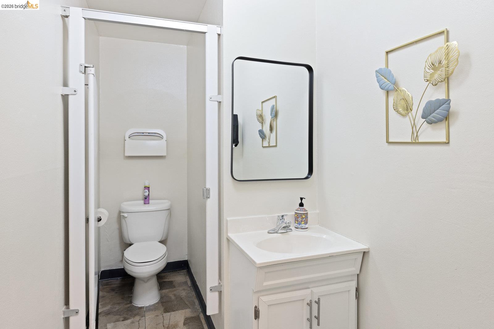 Detail Gallery Image 24 of 32 For 4015 Railroad Ave, Pittsburg,  CA 94565 - – Beds | – Baths