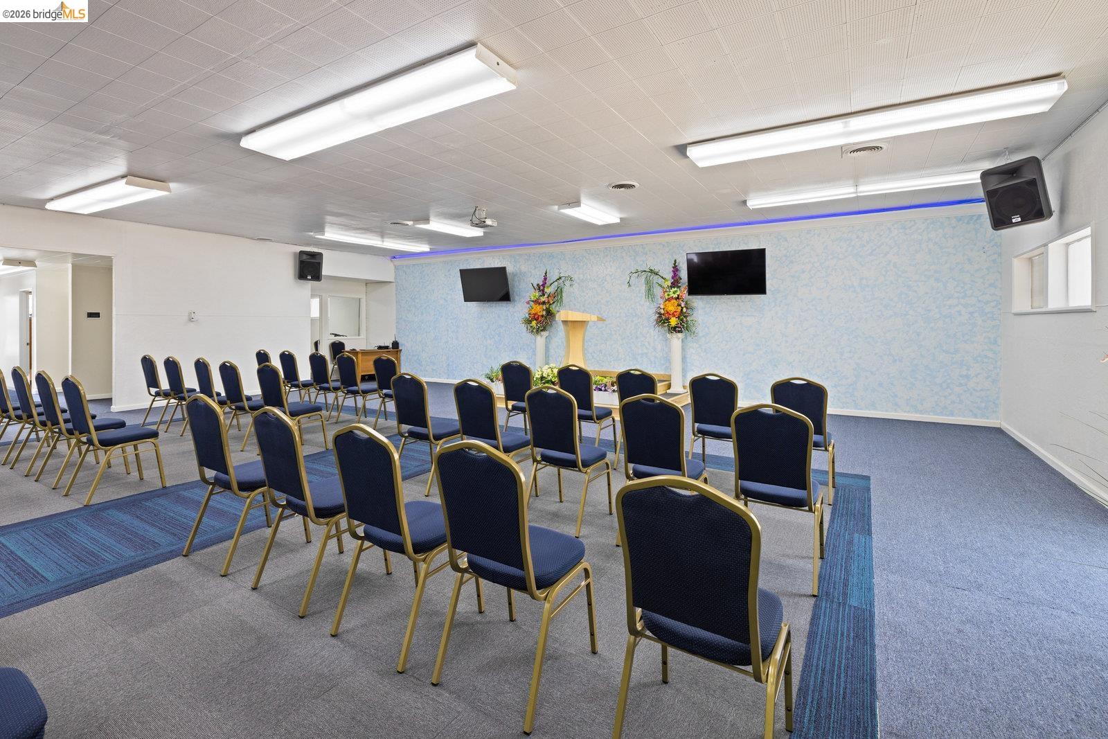 Detail Gallery Image 30 of 32 For 4015 Railroad Ave, Pittsburg,  CA 94565 - – Beds | – Baths