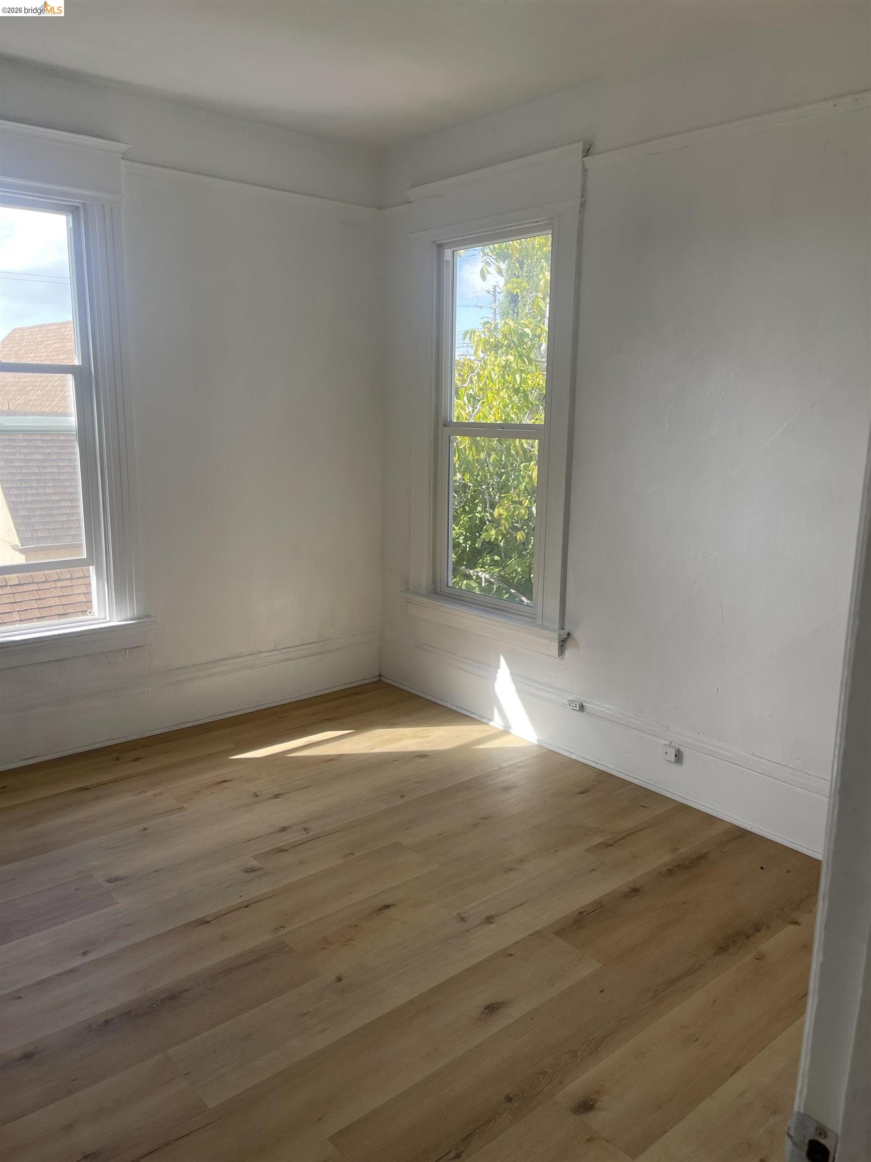 Detail Gallery Image 9 of 20 For 2212 17th Ave, Oakland,  CA 94606 - – Beds | – Baths