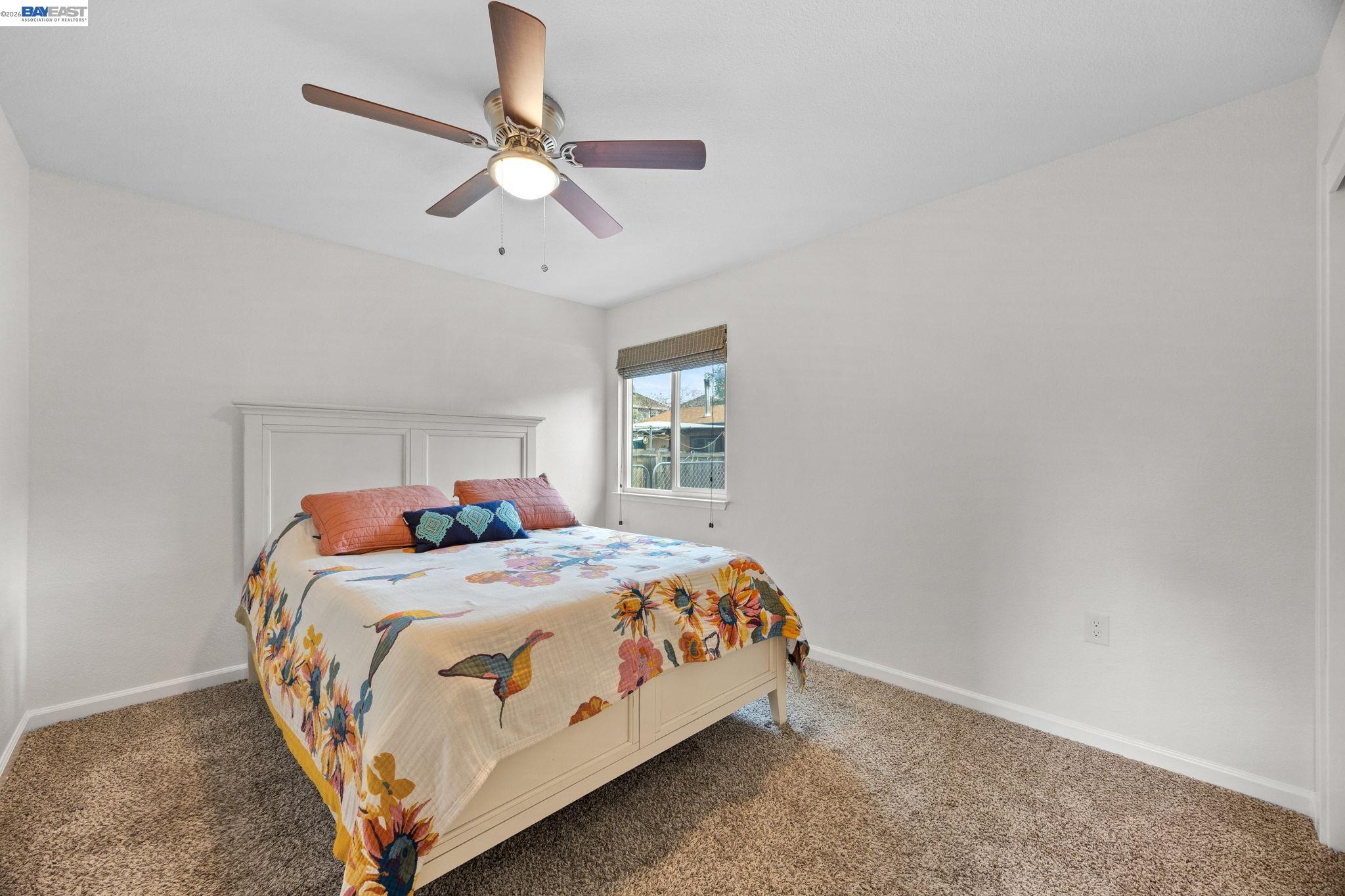 Detail Gallery Image 10 of 18 For 560 N M St, Livermore,  CA 94551 - 3 Beds | 2 Baths