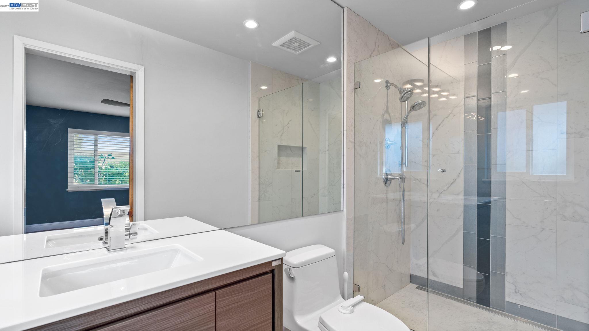 Detail Gallery Image 14 of 29 For 1269 Gabriel Ct, San Leandro,  CA 94577 - 3 Beds | 2/1 Baths