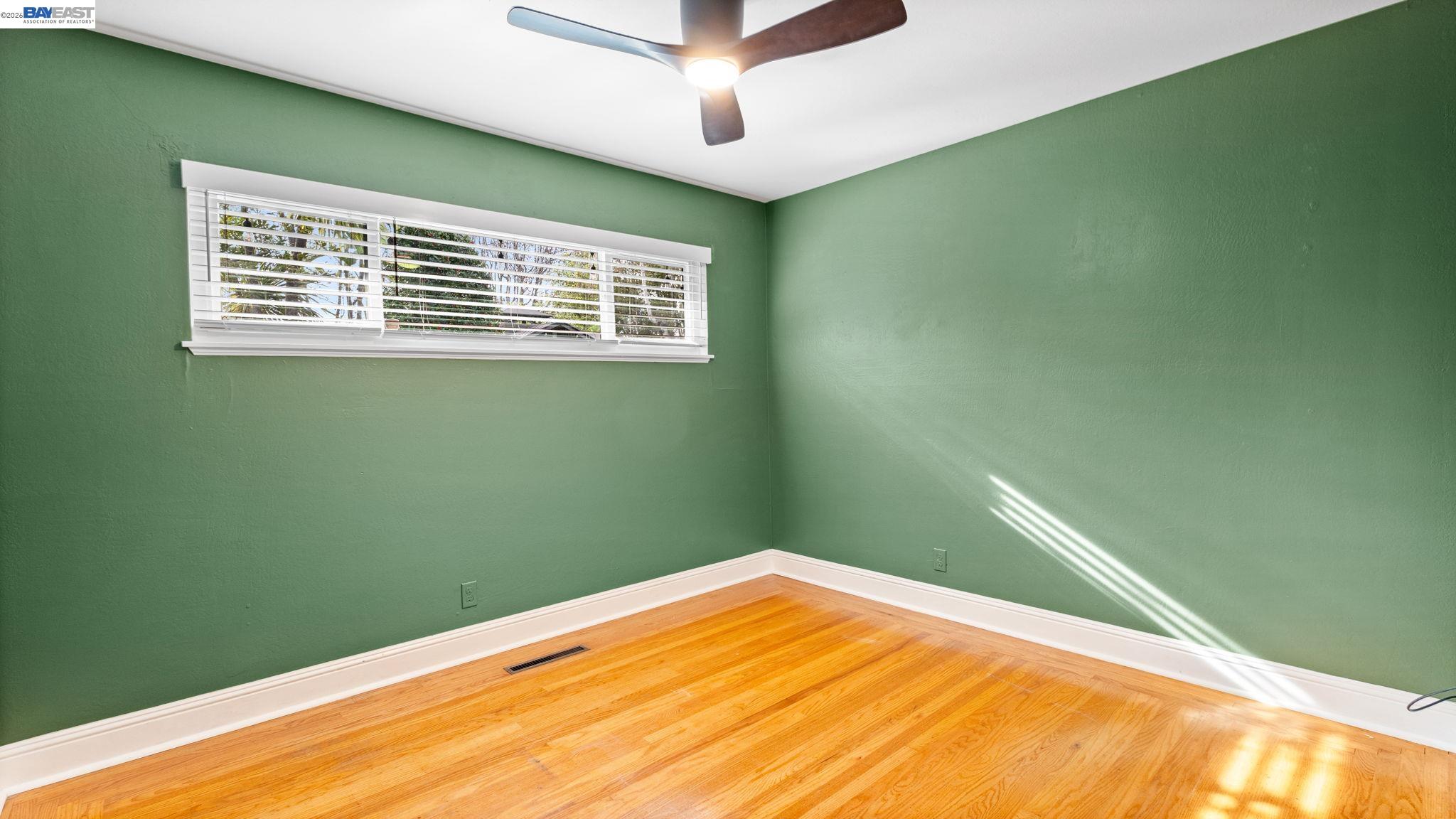 Detail Gallery Image 17 of 29 For 1269 Gabriel Ct, San Leandro,  CA 94577 - 3 Beds | 2/1 Baths