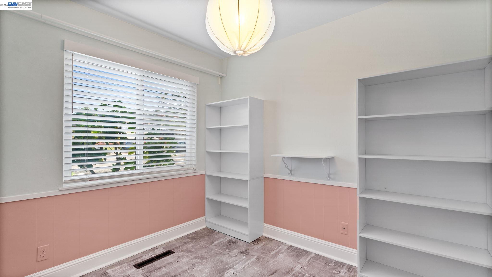 Detail Gallery Image 18 of 29 For 1269 Gabriel Ct, San Leandro,  CA 94577 - 3 Beds | 2/1 Baths