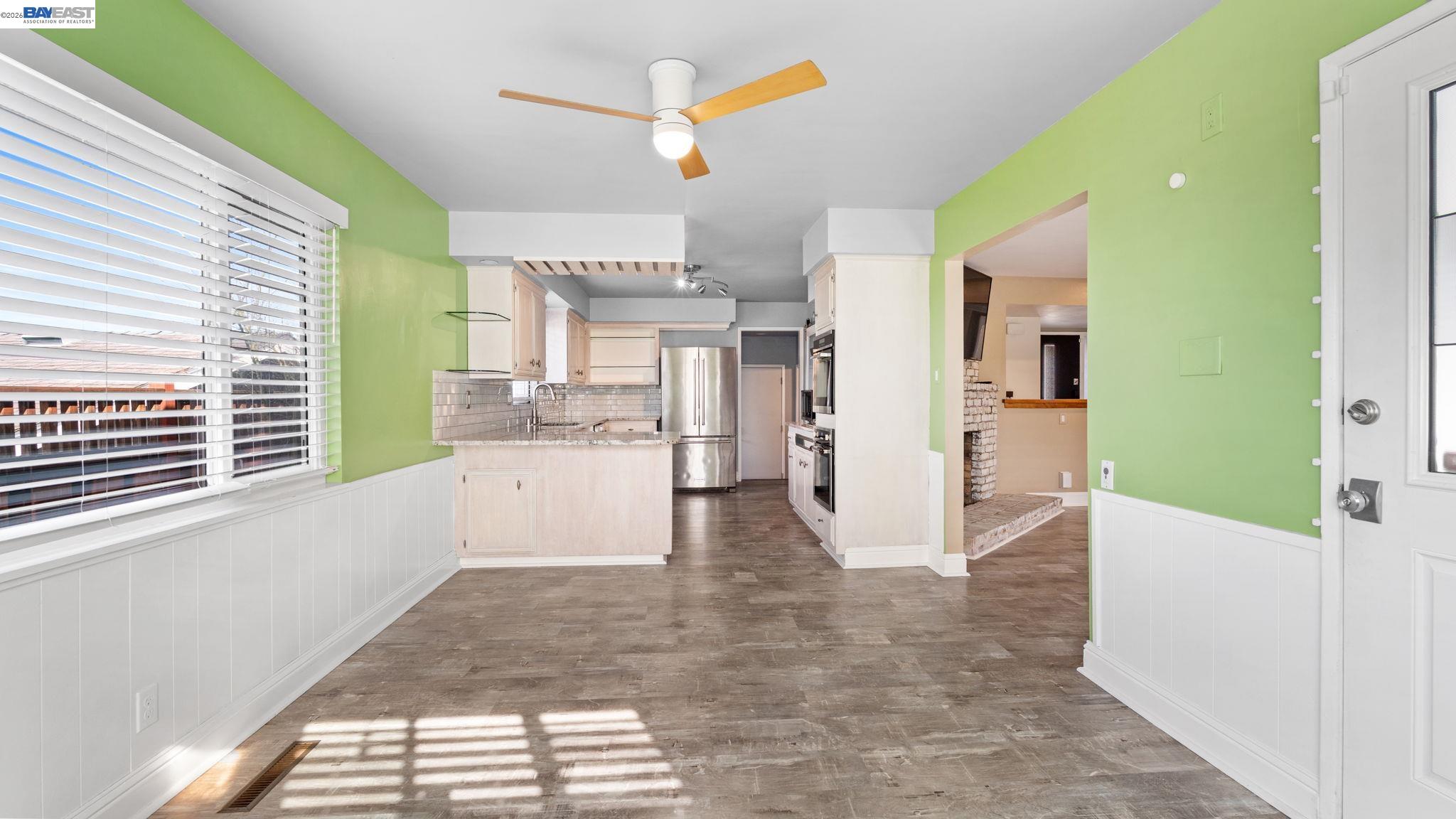 Detail Gallery Image 8 of 29 For 1269 Gabriel Ct, San Leandro,  CA 94577 - 3 Beds | 2/1 Baths