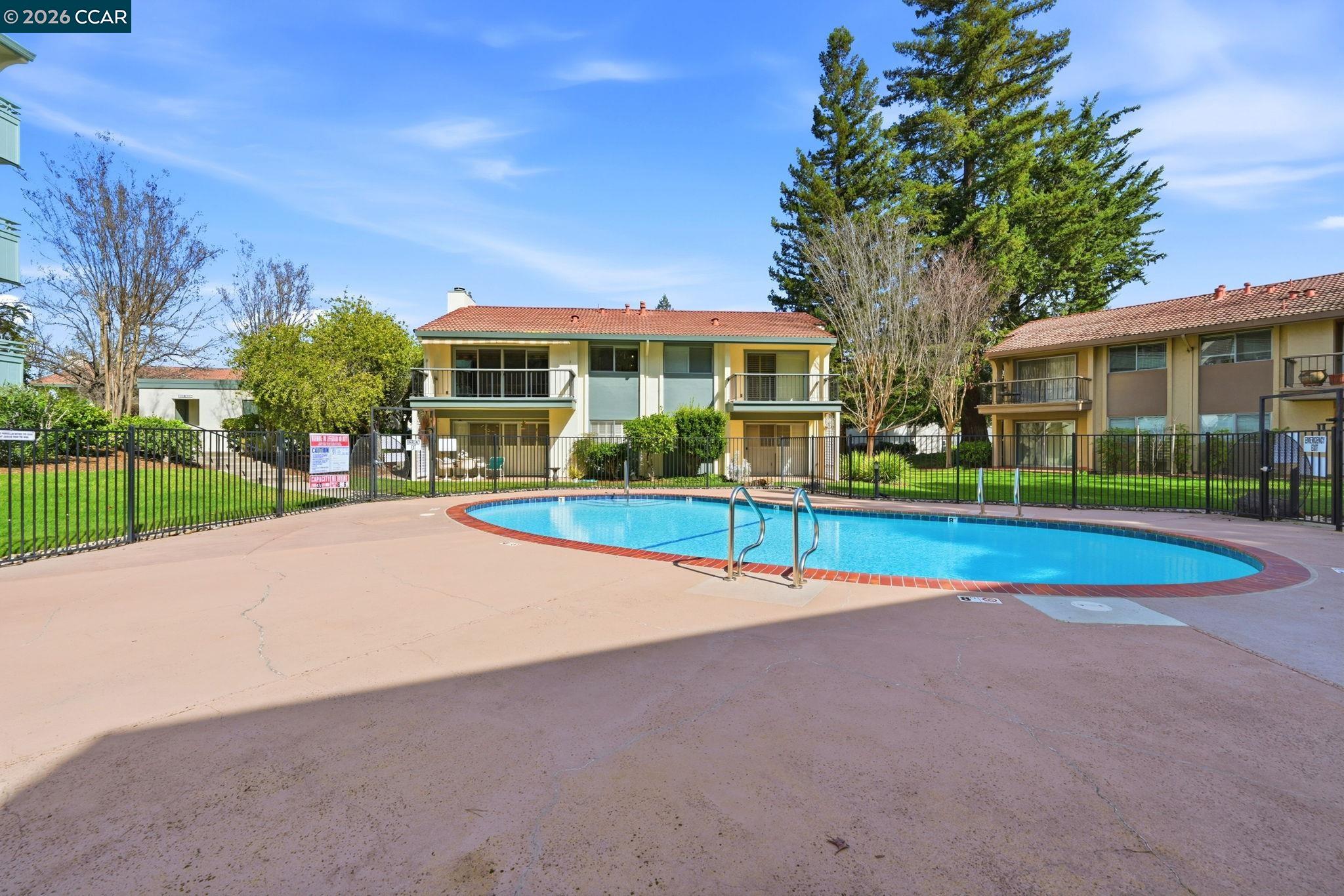 Detail Gallery Image 25 of 37 For 1501 Ptarmigan Dr 1c,  Walnut Creek,  CA 94595 - 1 Beds | 1 Baths